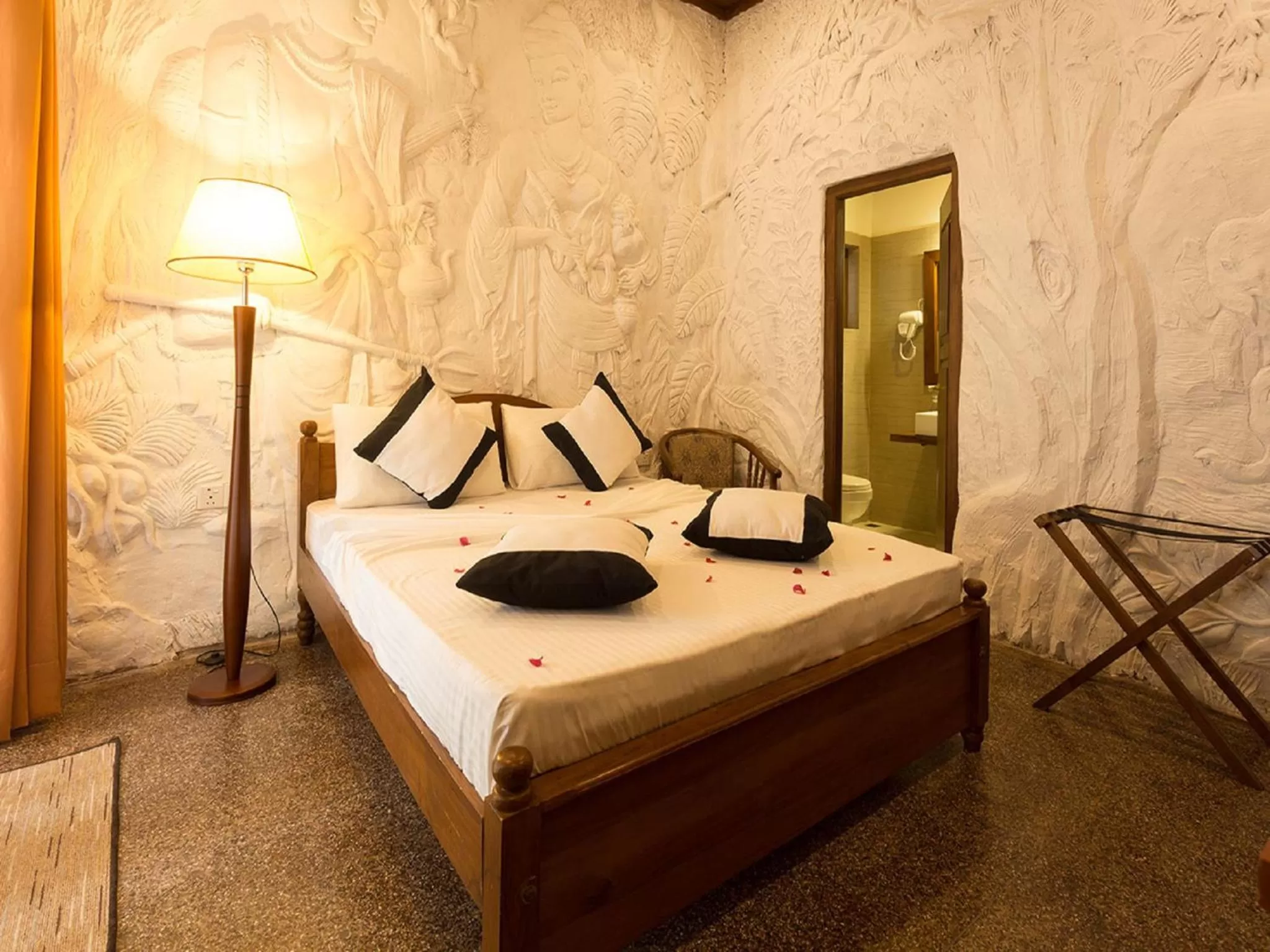 Bed in Heaven Seven Kandy