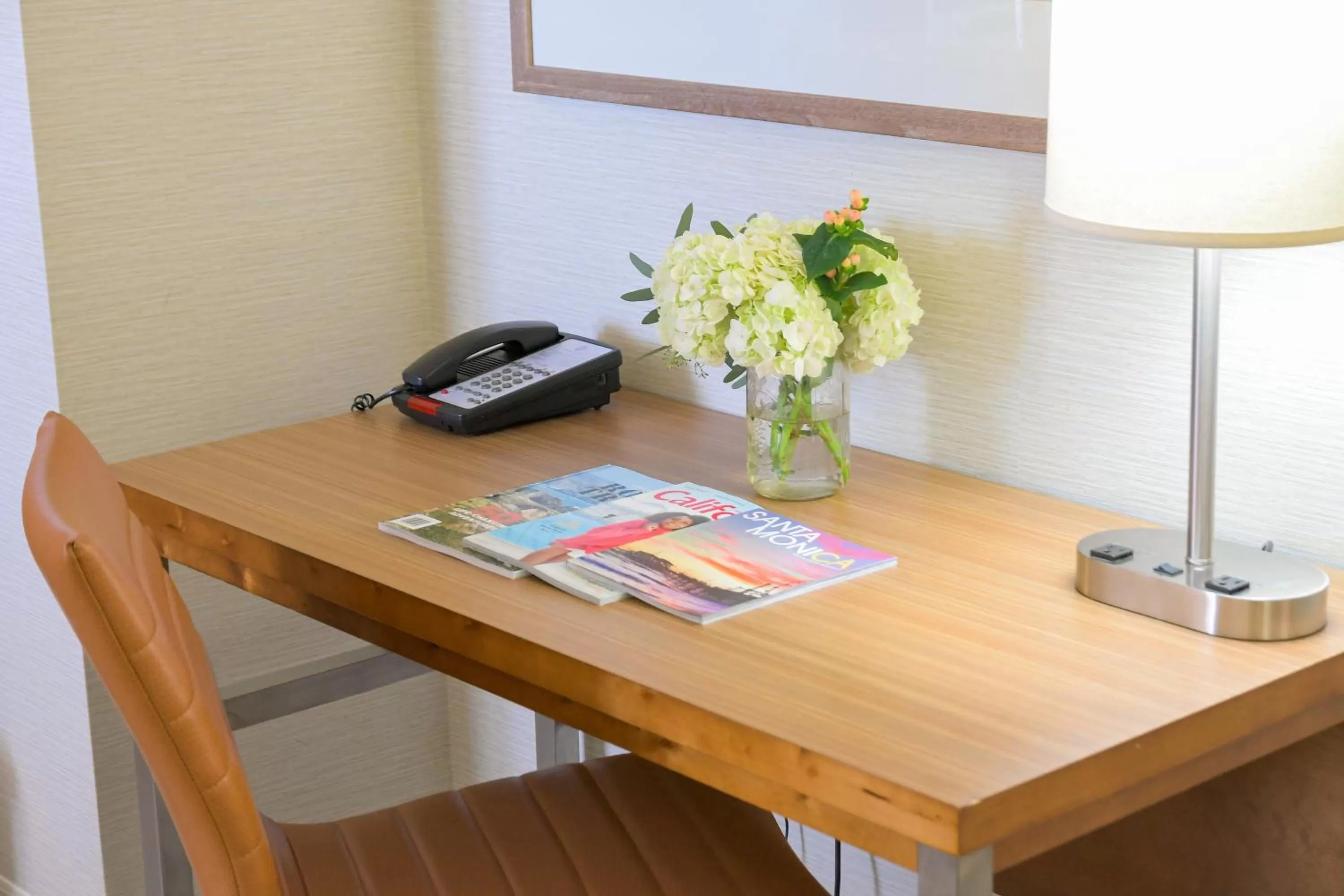 Decorative detail in Gateway Hotel Santa Monica