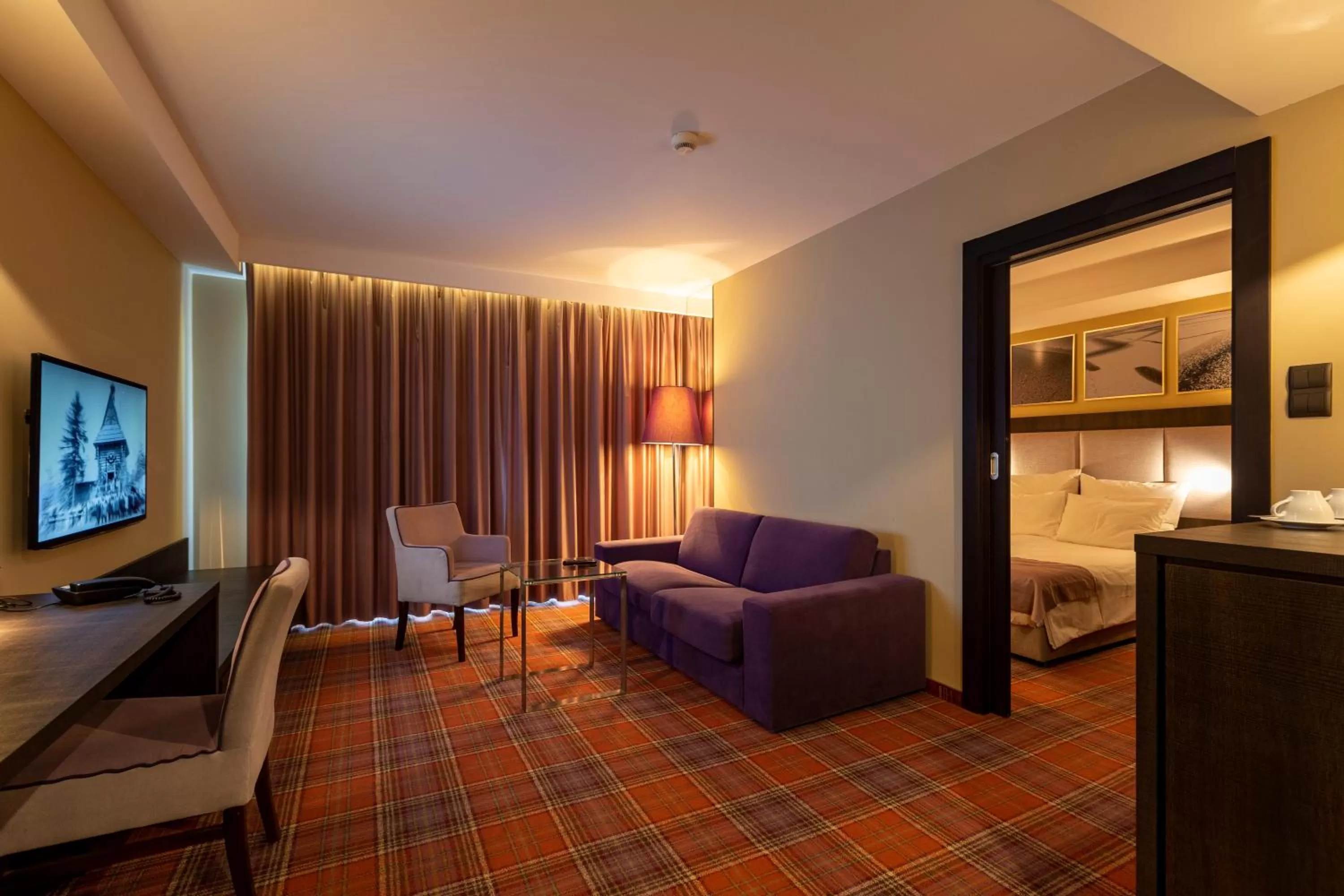 Bed in Bristol Art & Medical SPA