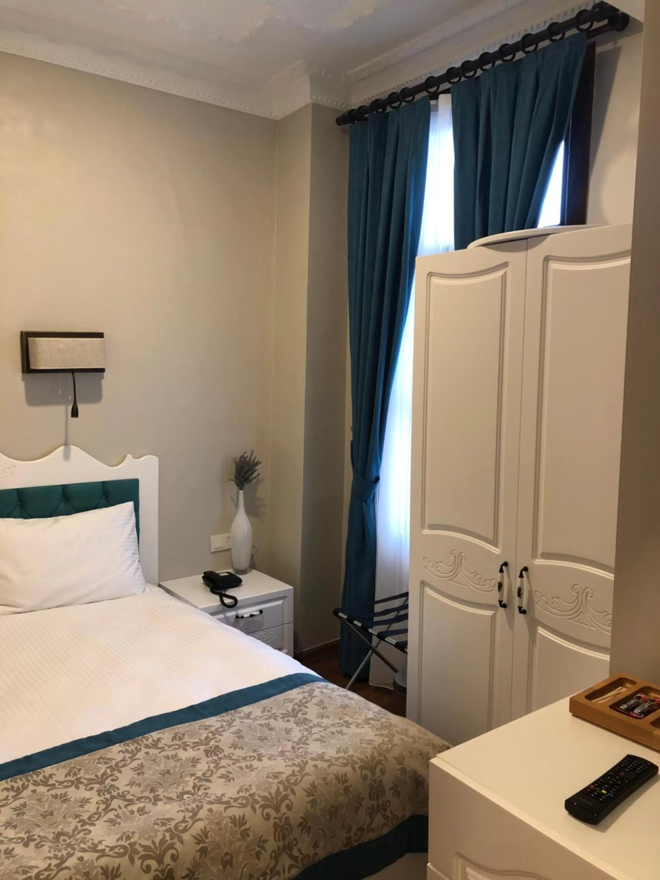 Bedroom, Bed in The Void Hotel