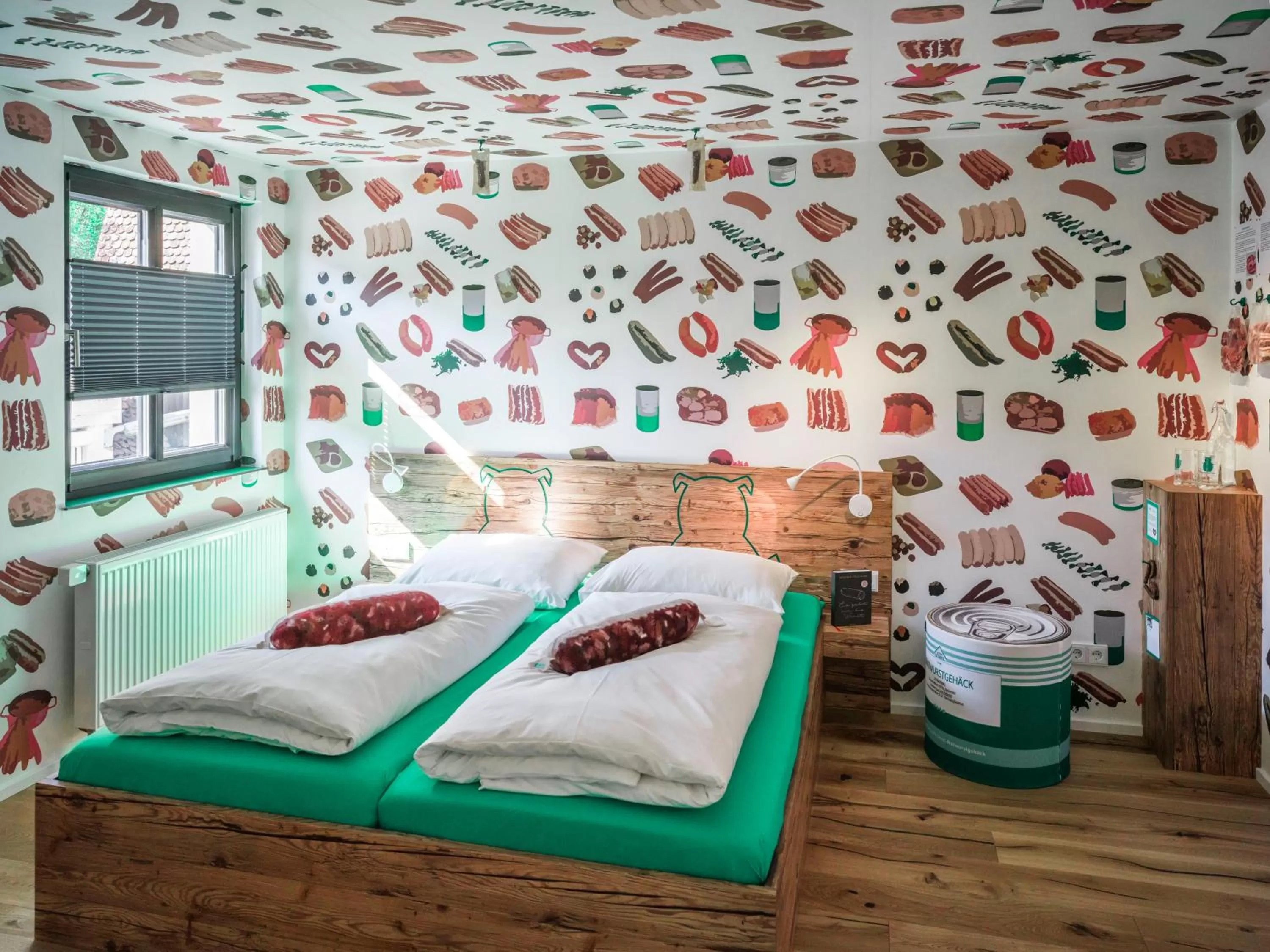 Bed in BRATWURSThotel