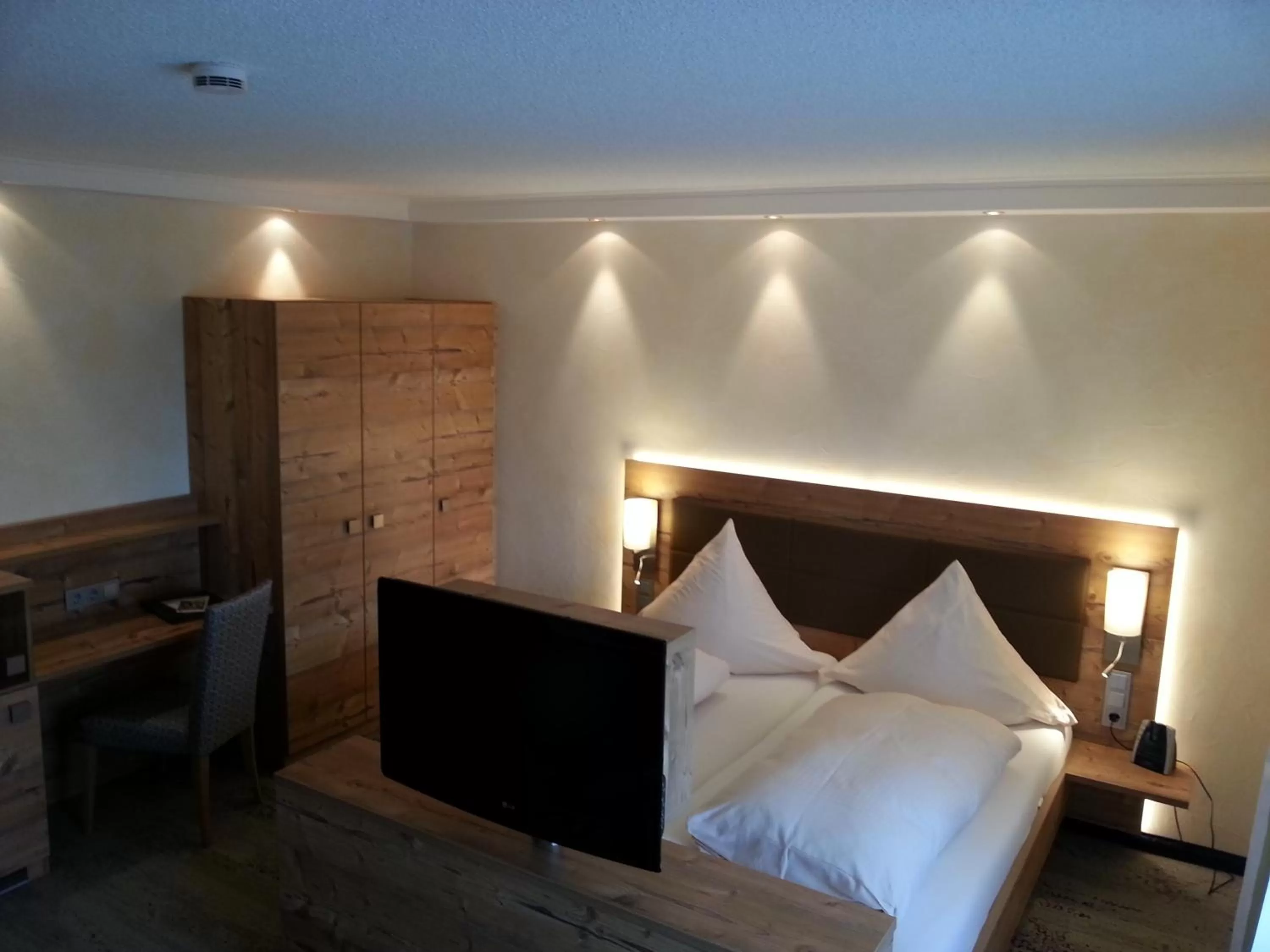Bedroom, Bed in Wellness-Hotel Talblick