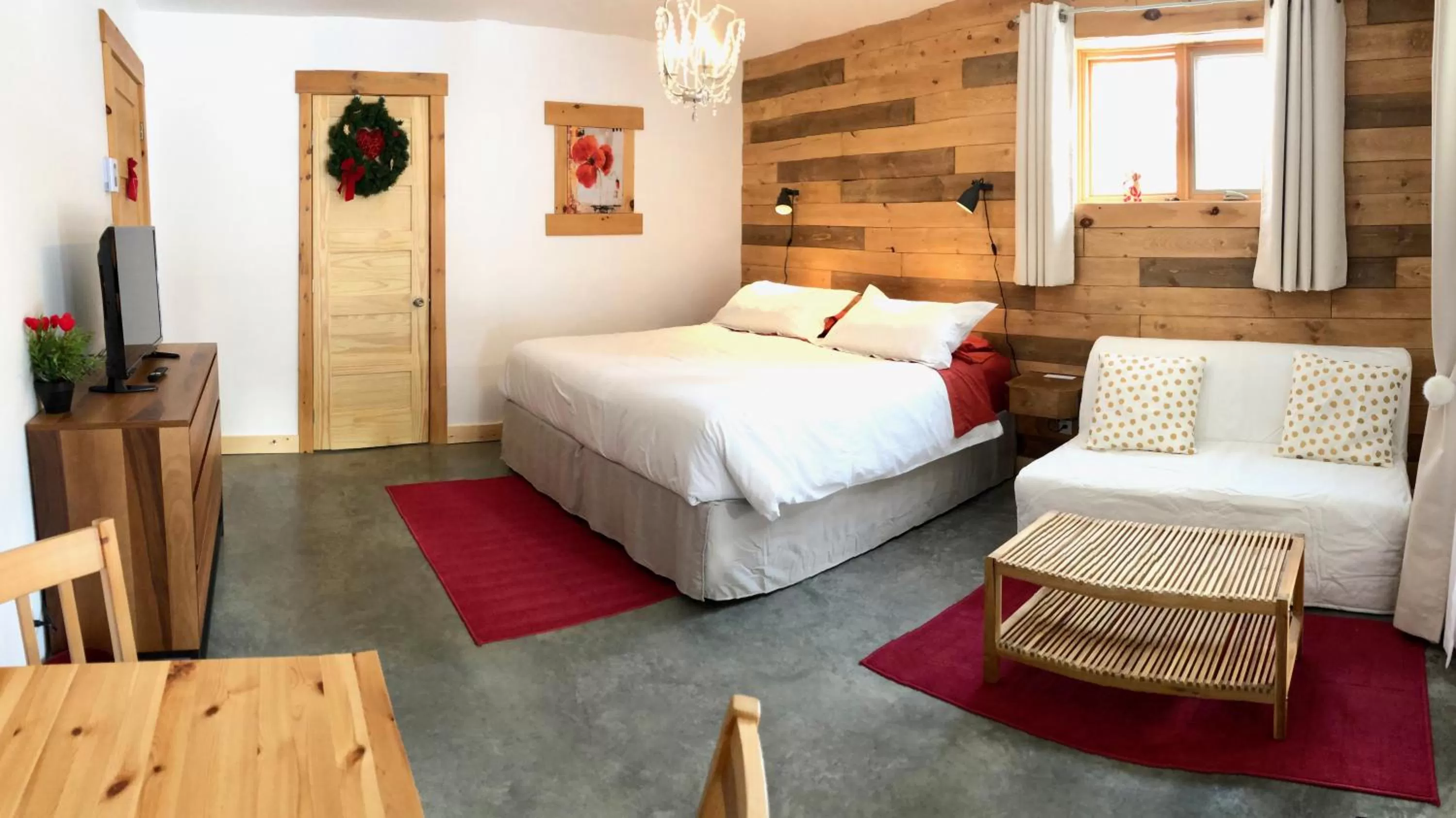 Shower in Le Domaine du Lac Saint Charles