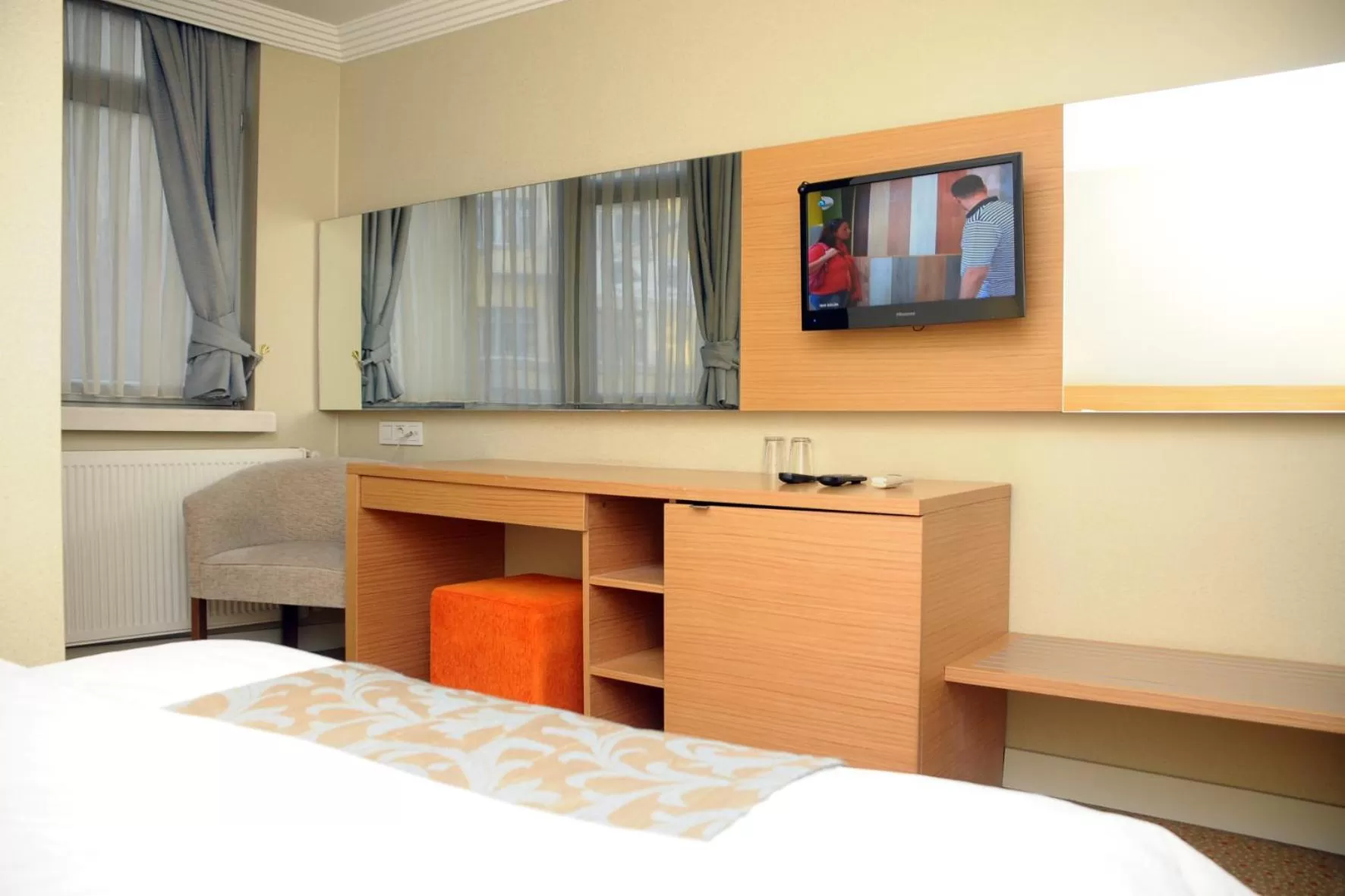 TV and multimedia, Bed in Sahinbey Hotel