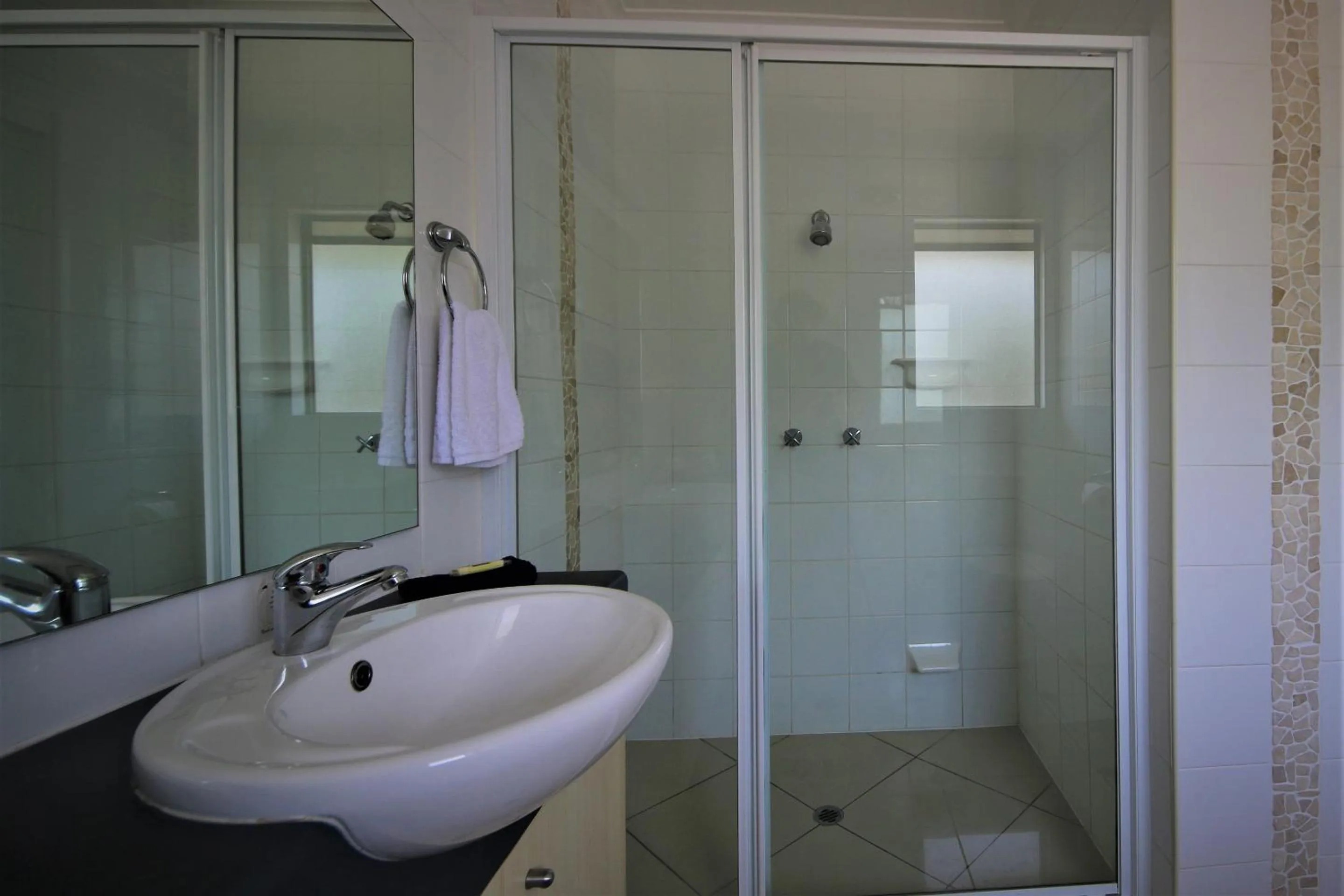 Bathroom in Pacific Palms Motor Inn