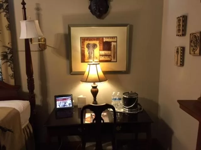 Decorative detail, Bed in 1896 O'Malley House