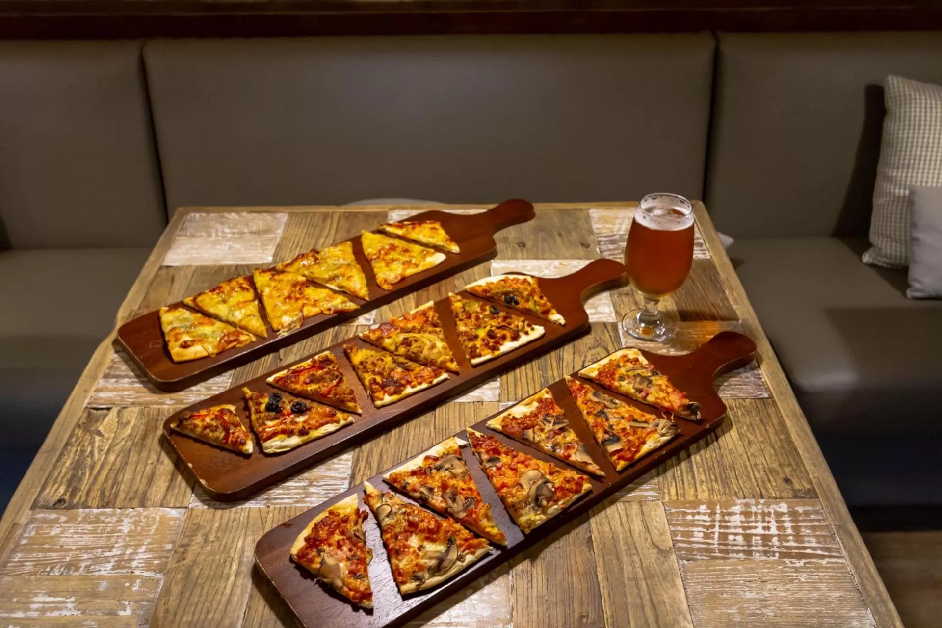 Food and drinks in Hotel Well and Come Barcelona