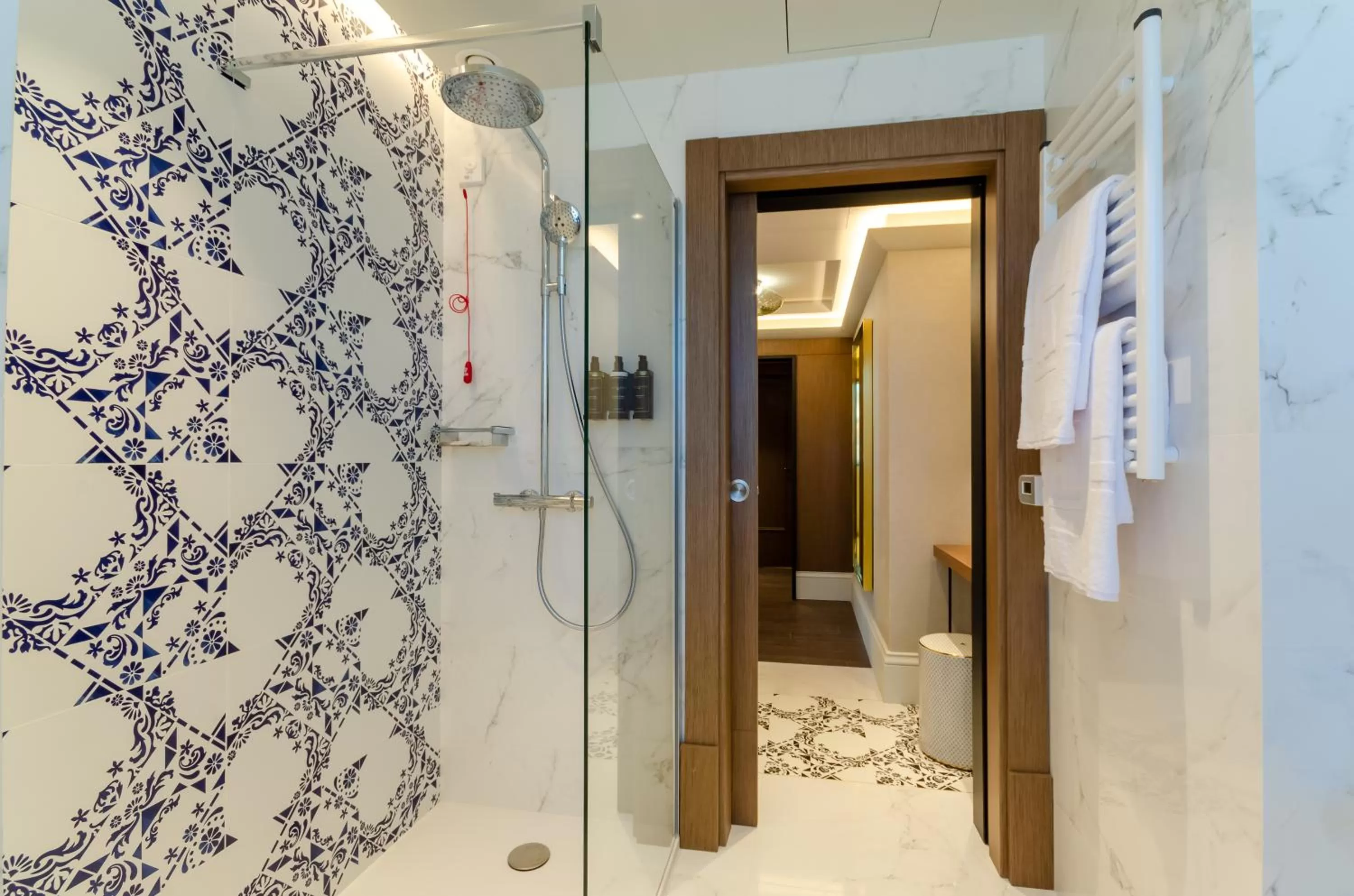 Shower in Eurostars Lisboa Baixa