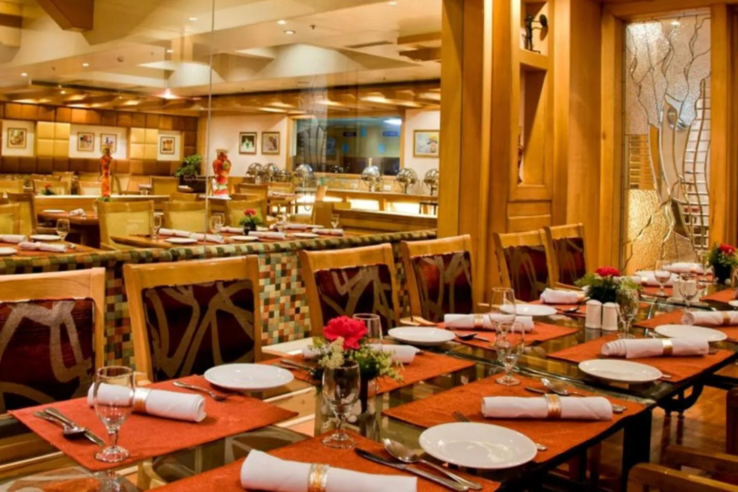 Restaurant/places to eat in Clarion Bella Casa at Airport