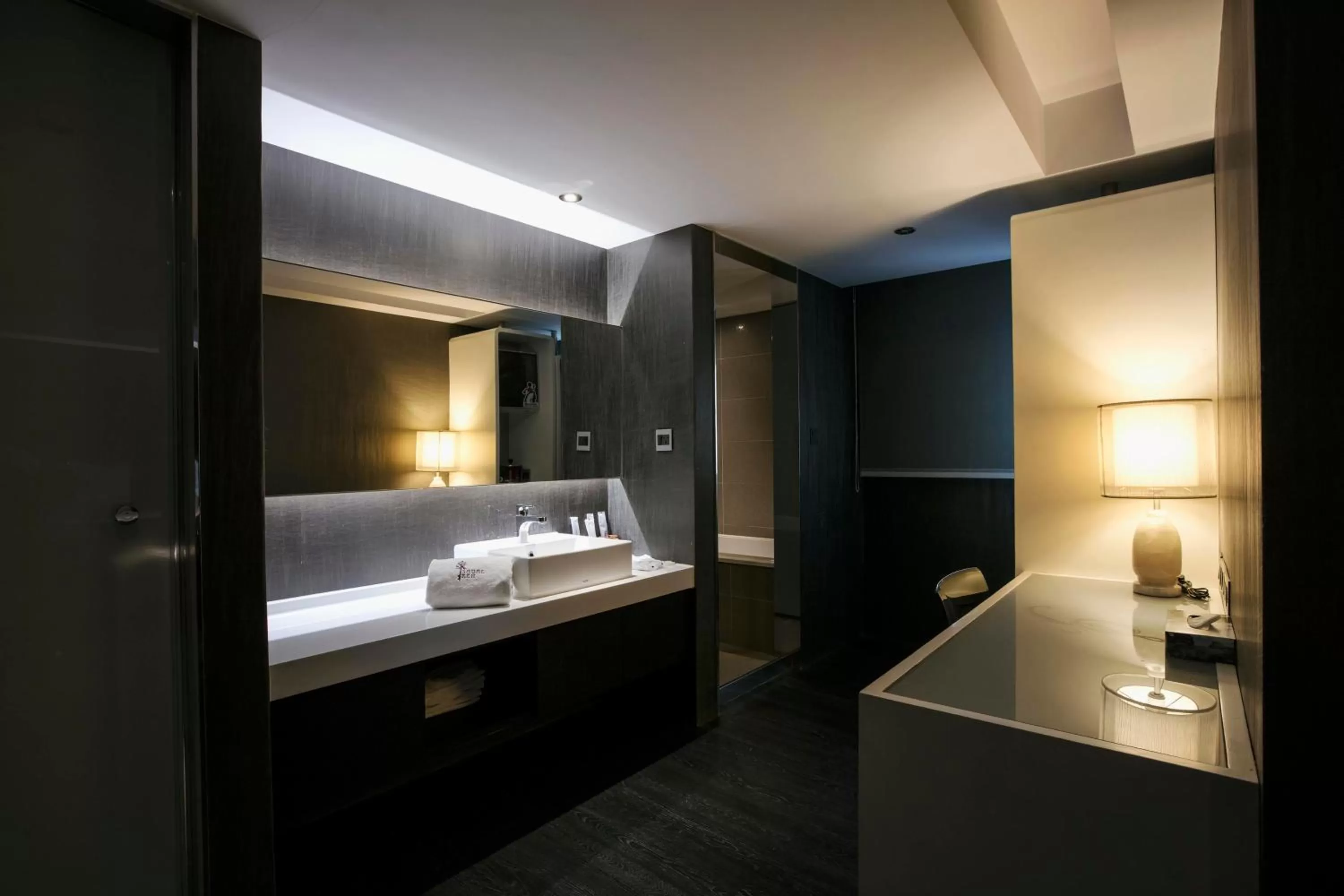 Bathroom in Saual Keh Hotel