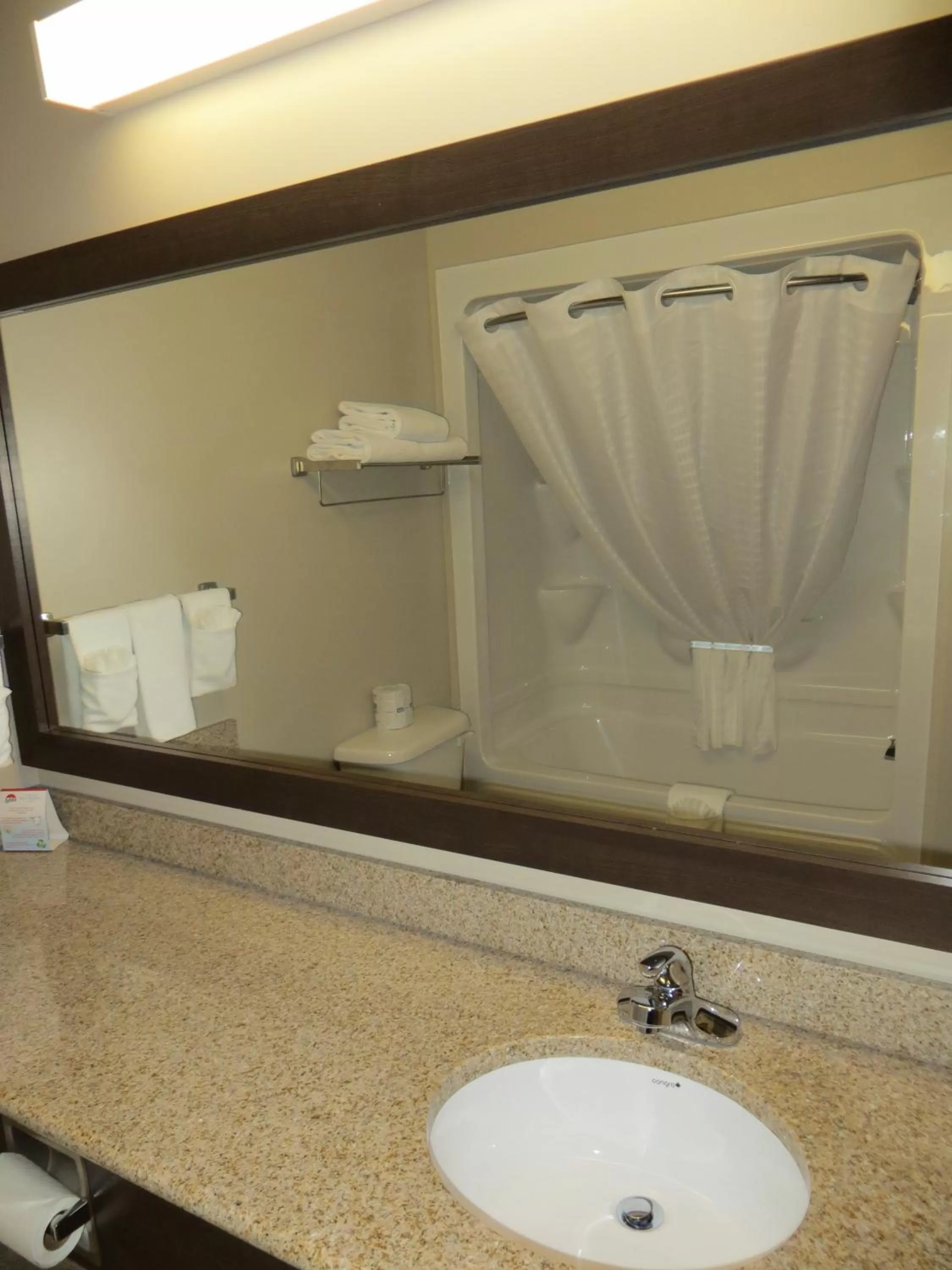 Bathroom in Villegiature Deux Rivieres Resort