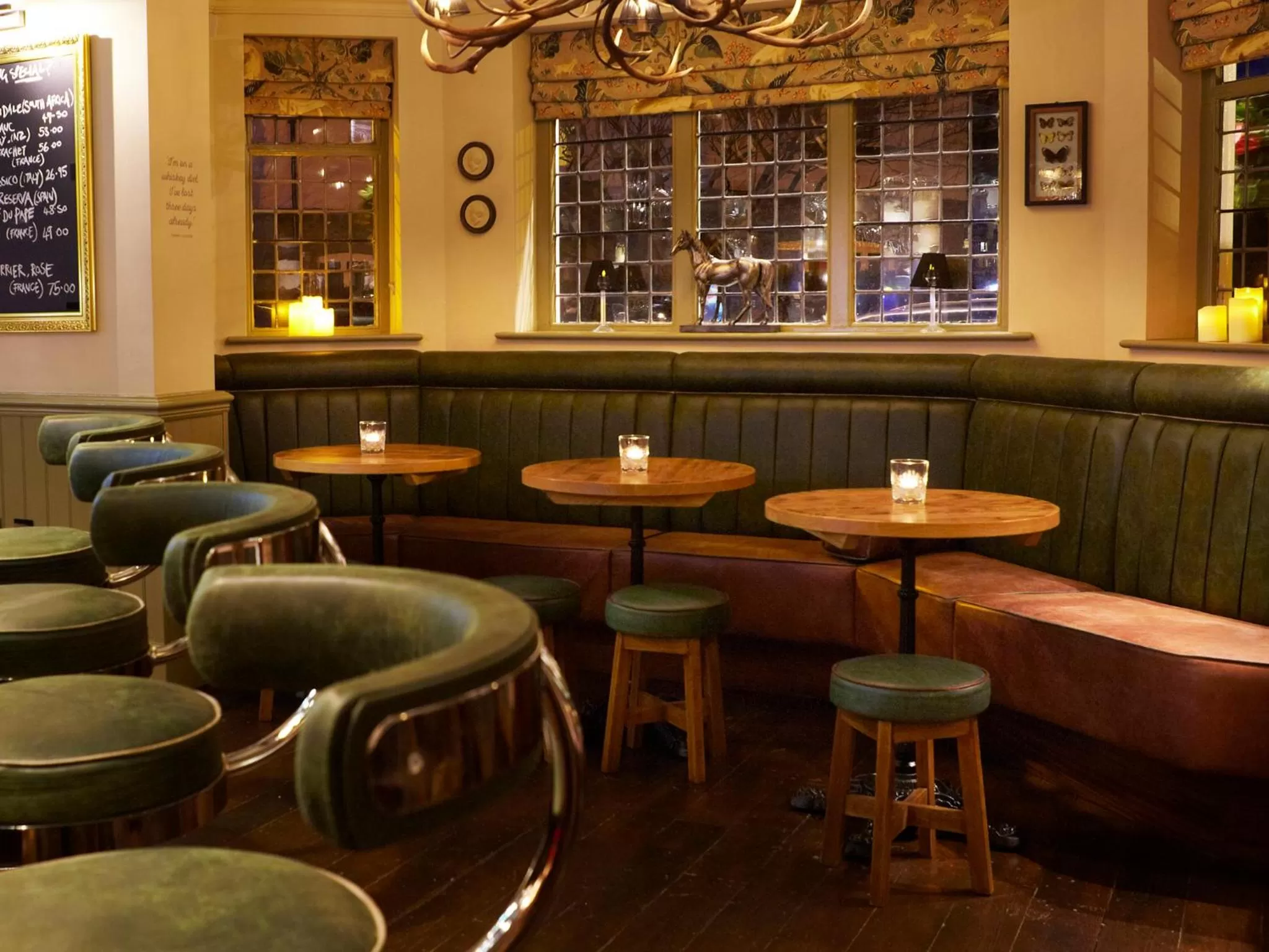 Night in The Plough Inn & Cottages