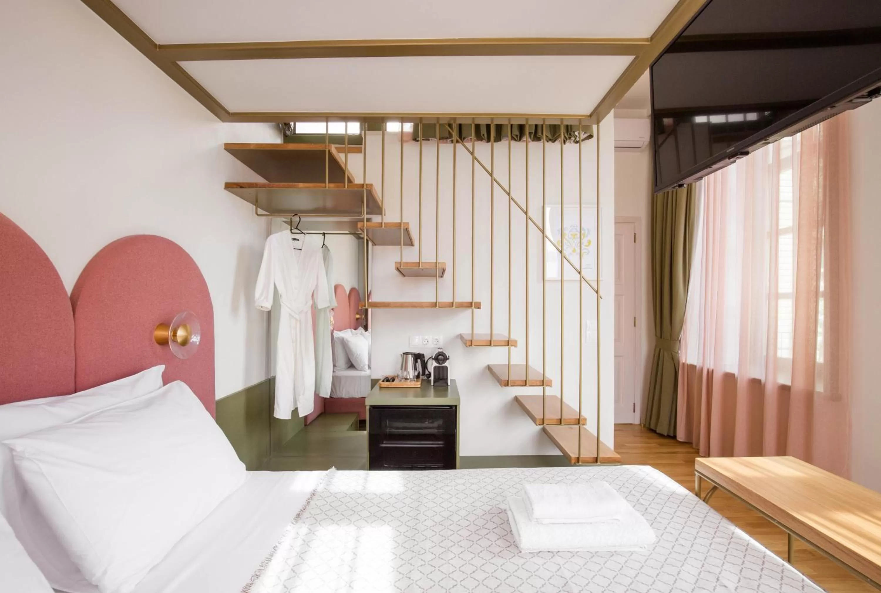 Bed in Neratze Hammam Suites