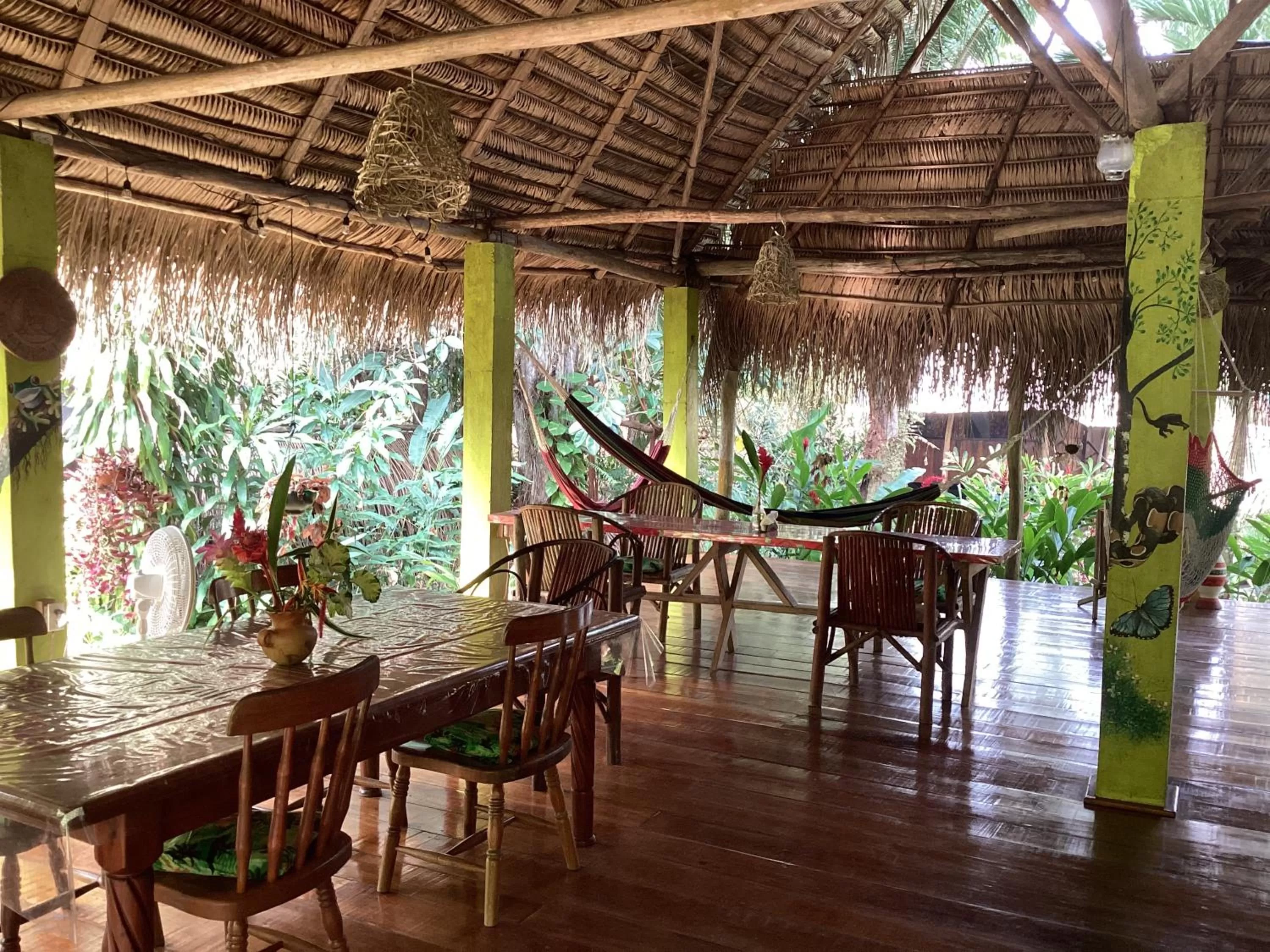 Property building in Sun Creek Lodge