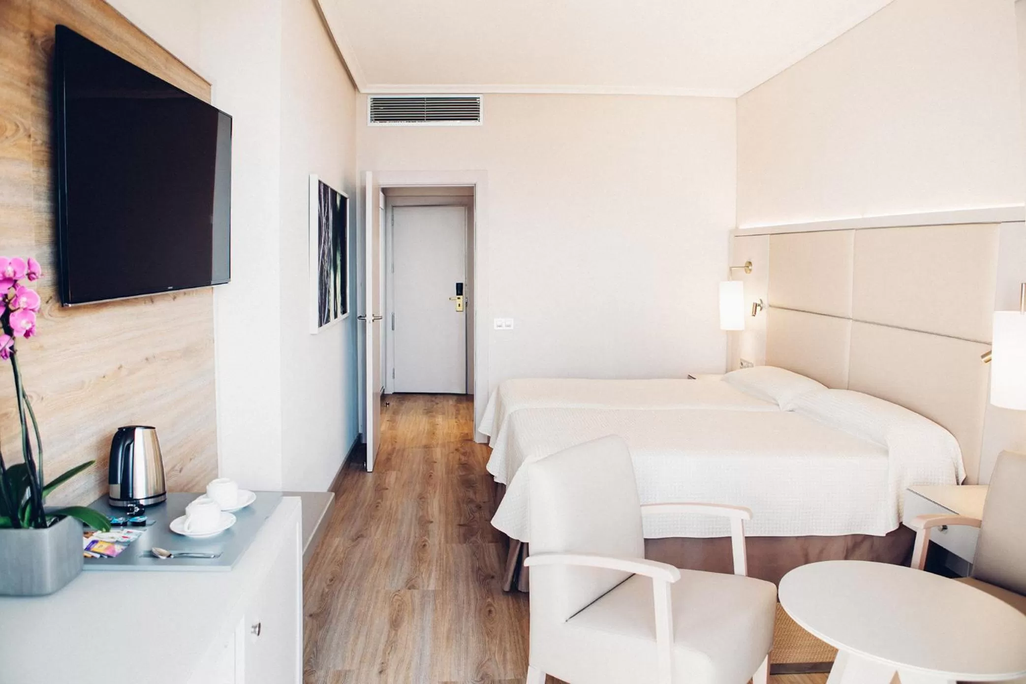 Bedroom, Bed in Spring Arona Gran Hotel - Adults Only