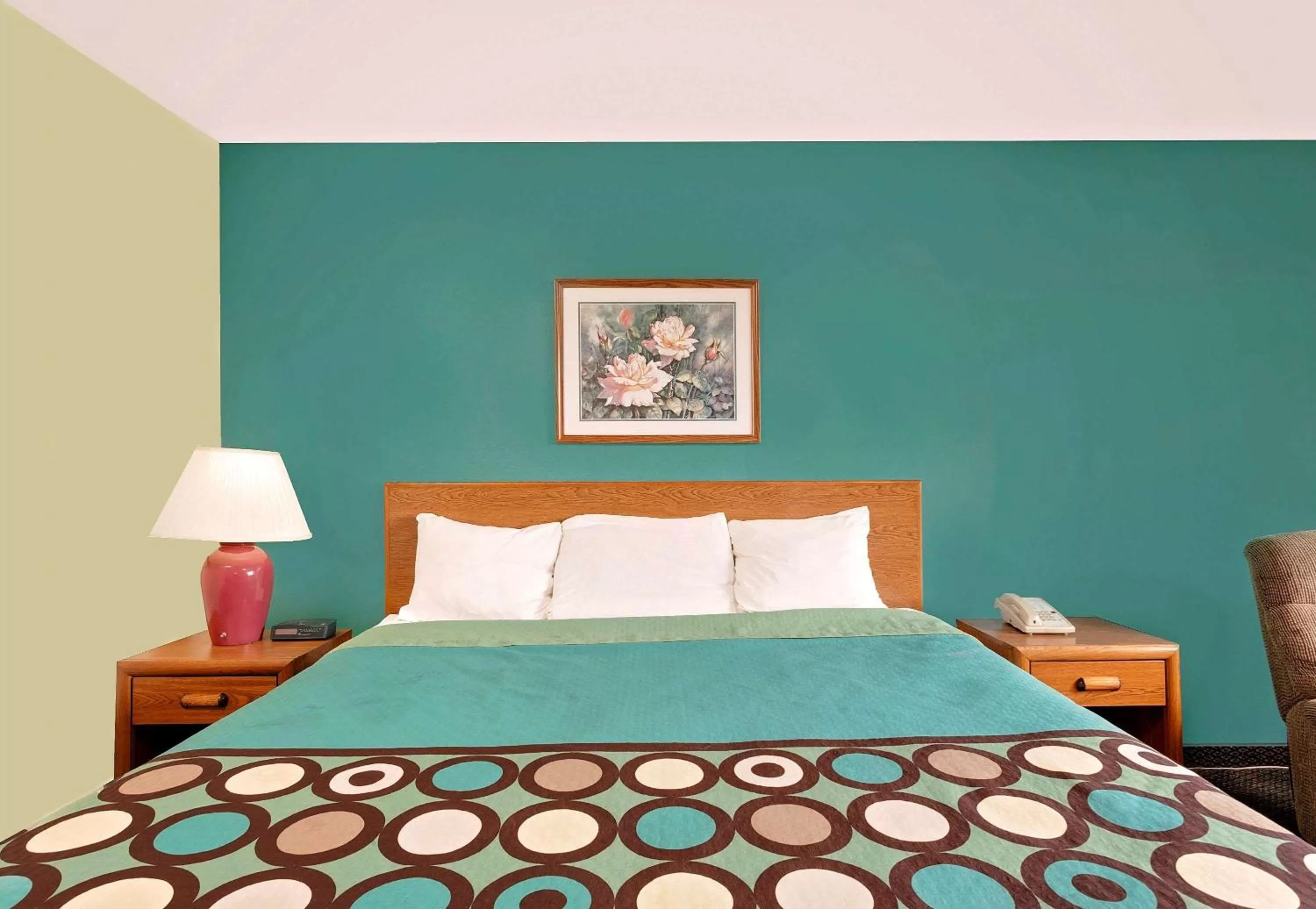 Photo of the whole room, Bed in Spark by Hilton Carlisle South