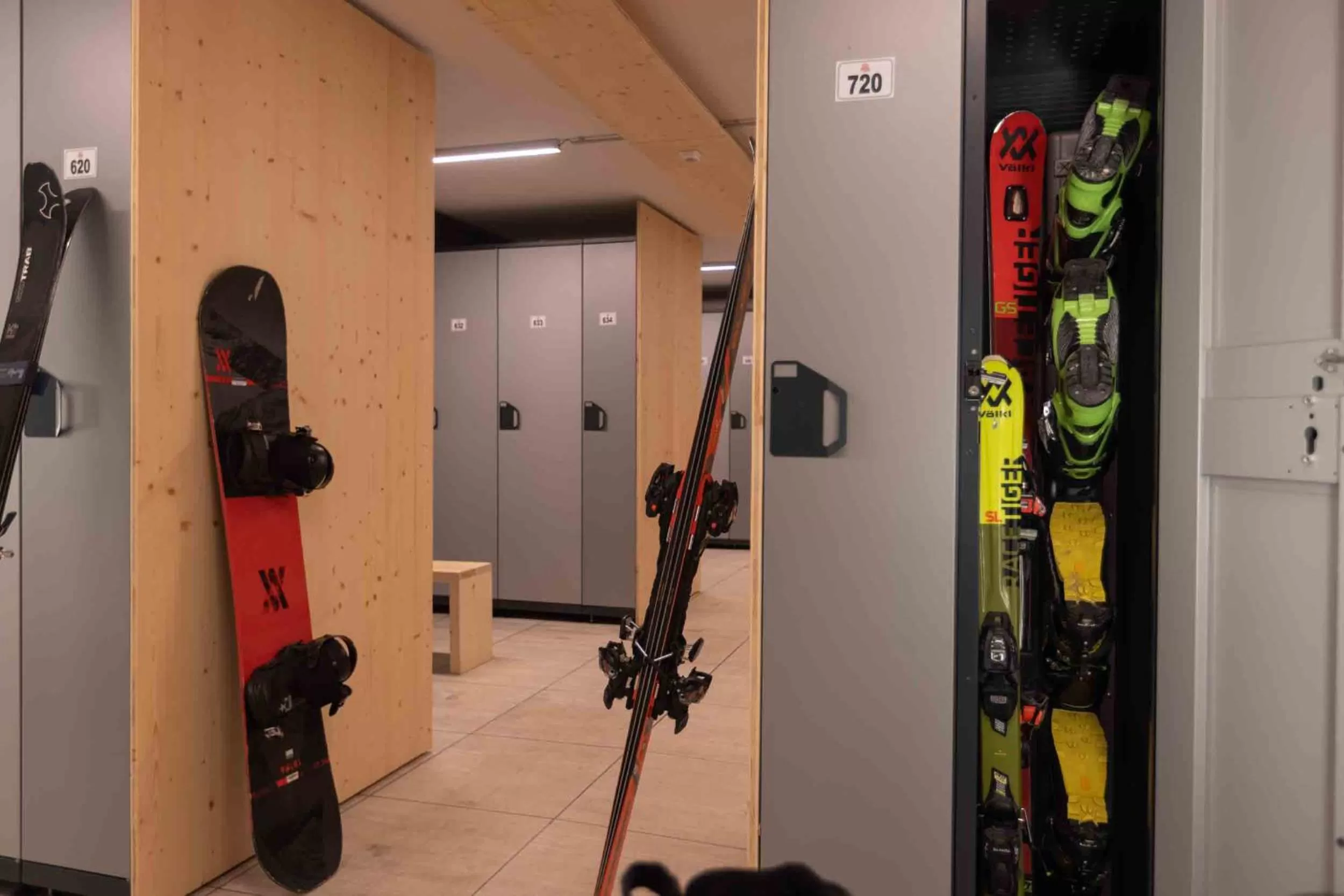 Skiing in Residence Adamello Resort