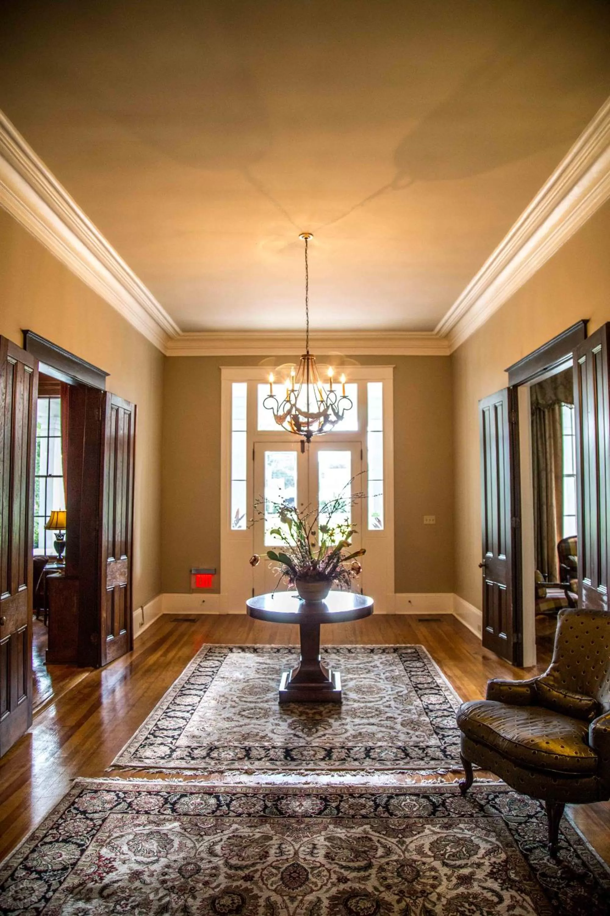 Facade/entrance, Lobby/Reception in Clark House Inn