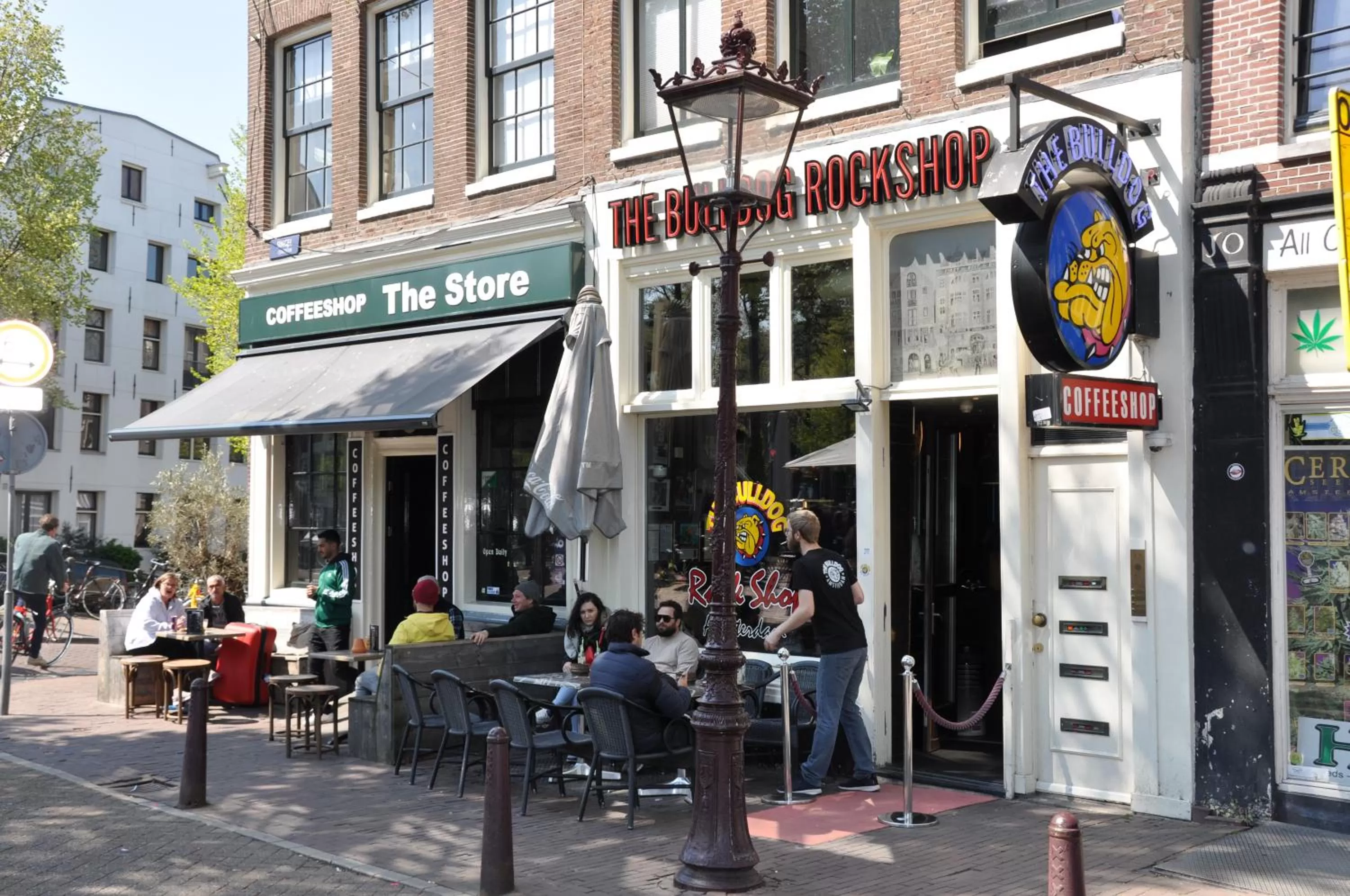 Staff in Ciao Papa Hotel Amsterdam Central Station