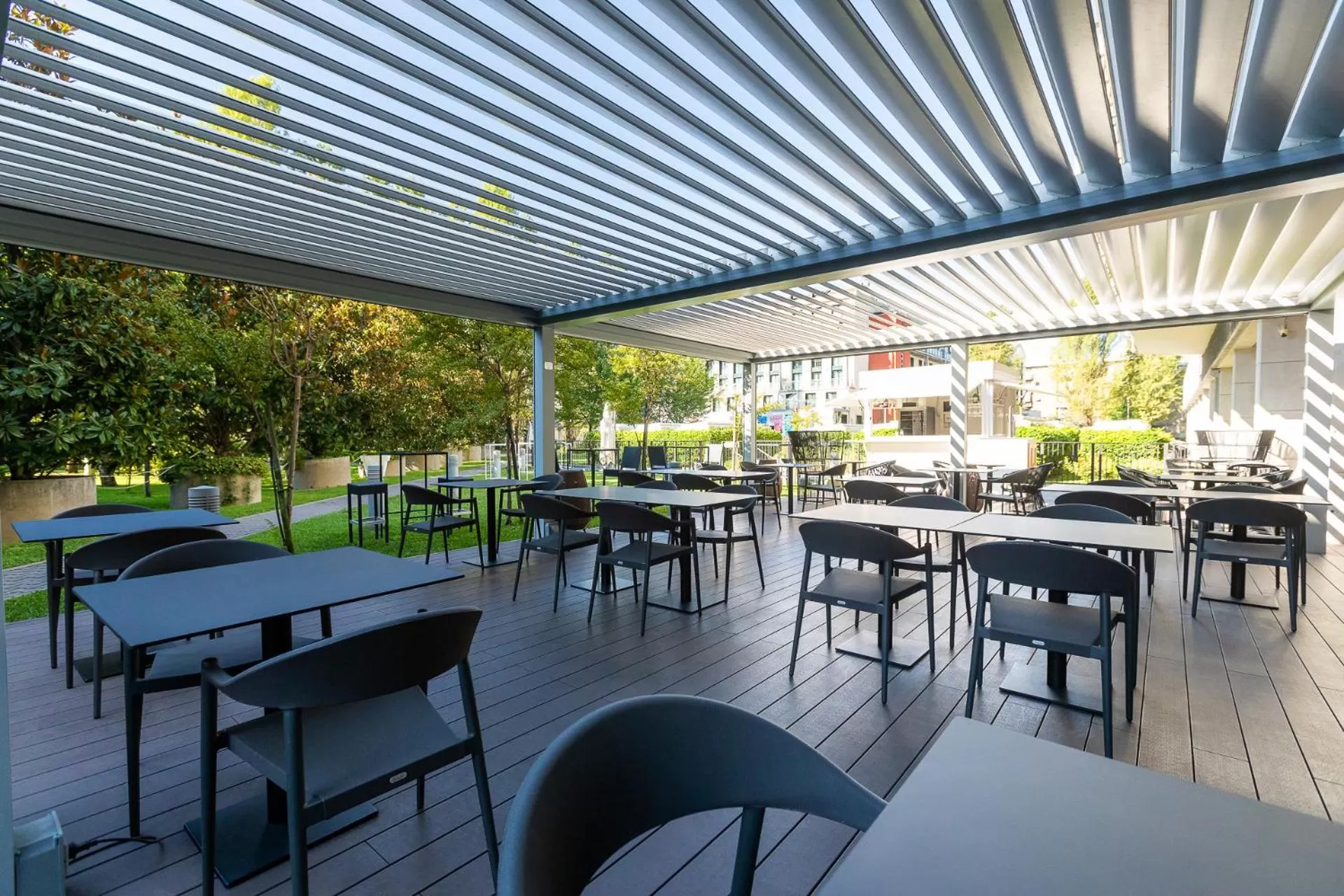 Restaurant/places to eat in Ramada Plaza by Wyndham Milano