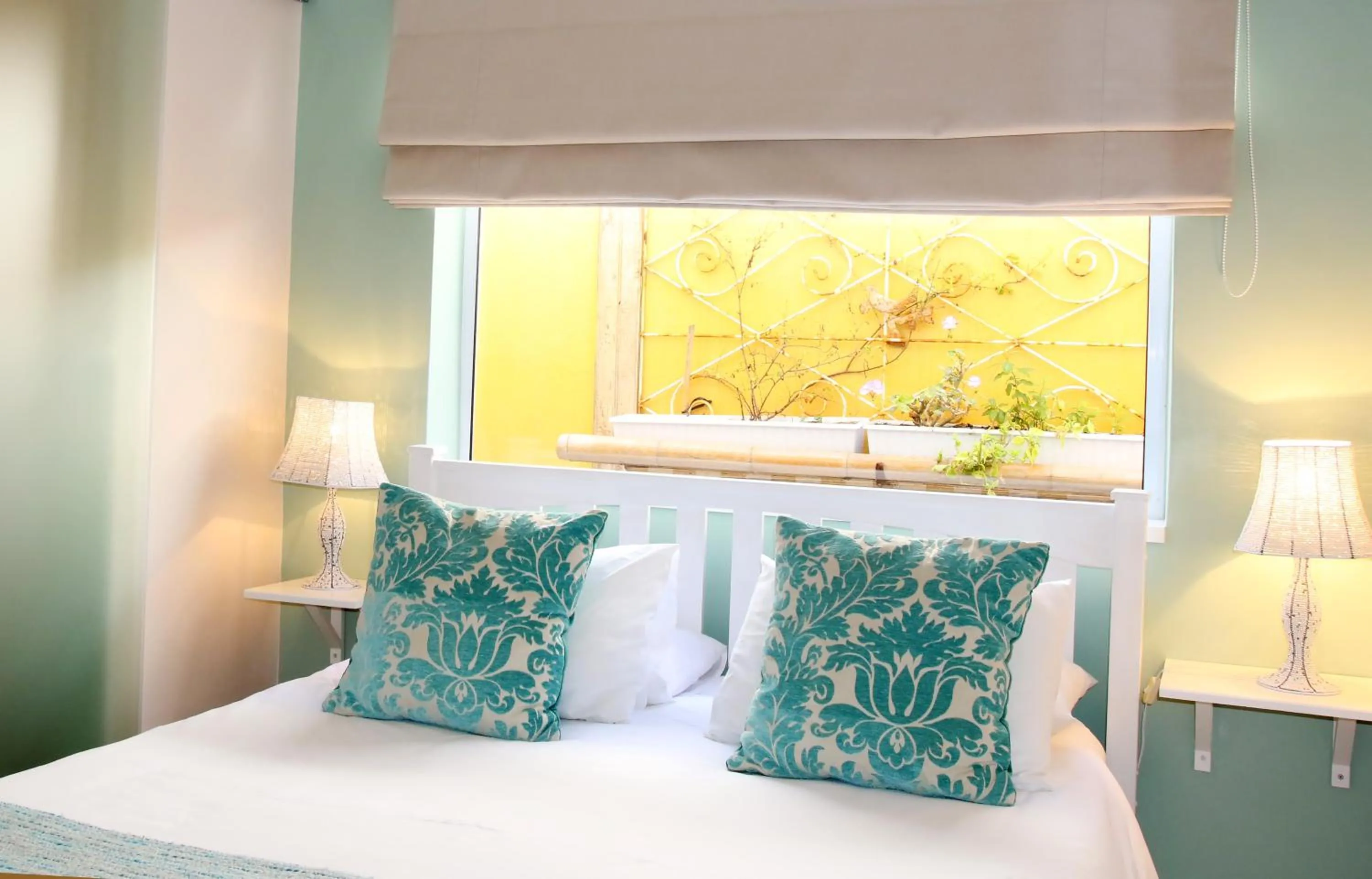 Bedroom, Bed in Dolphin Inn Guesthouse