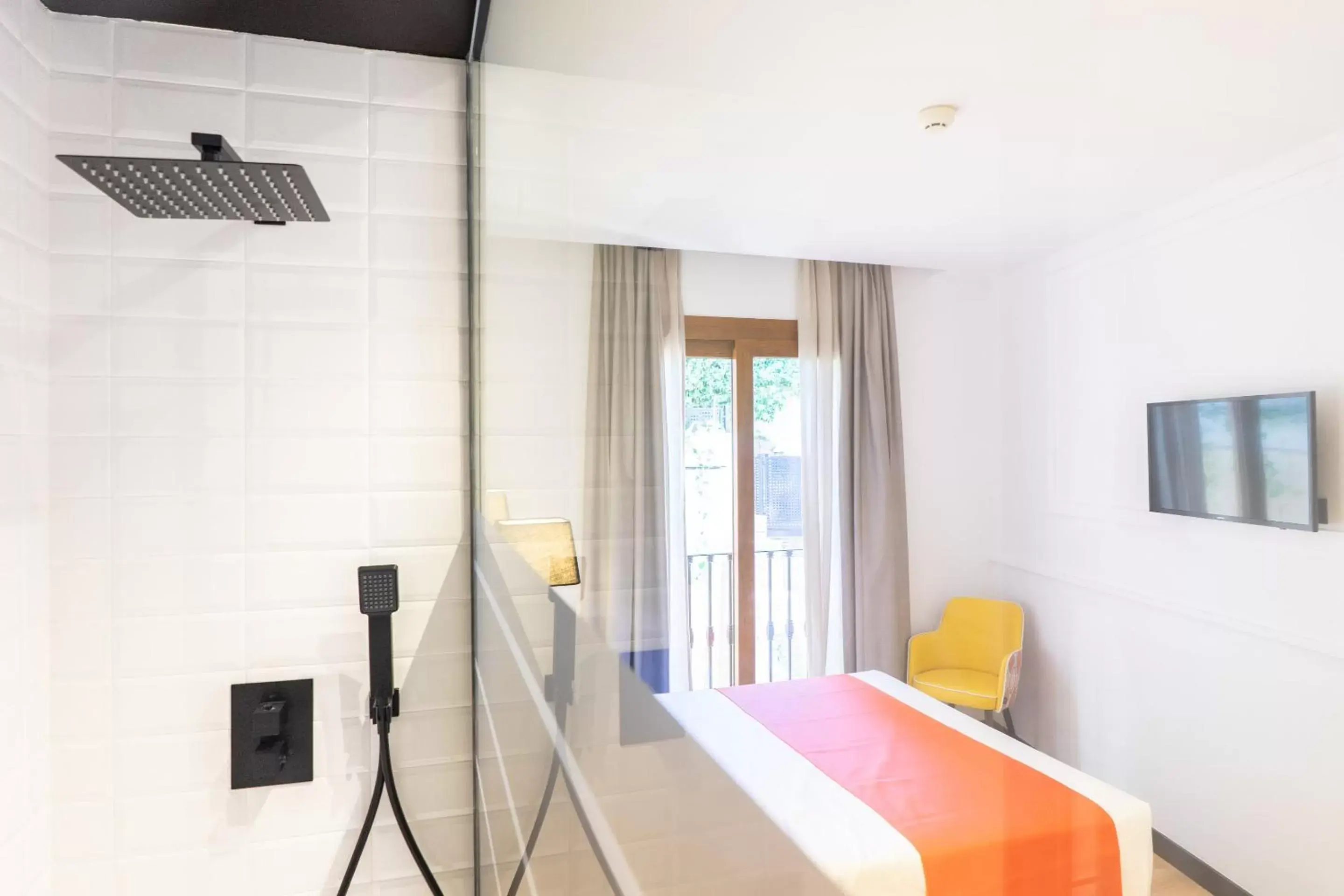 Mauror Superior & Romantic Room in Hotel Boutique Puerta de las Granadas Mauror Superior & Romantic Room in Hotel Boutique Puerta de las Granadas