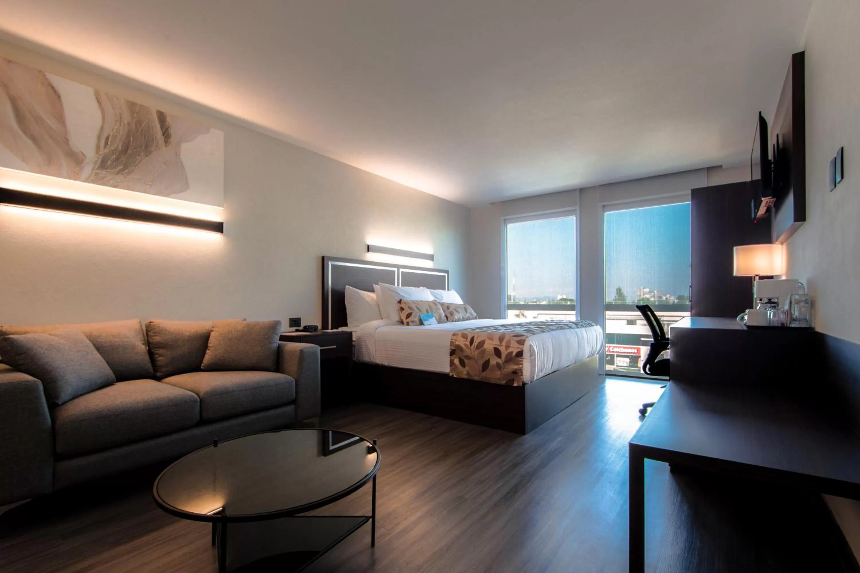 Bedroom, Bed in Sleep Inn Guadalajara Galerias