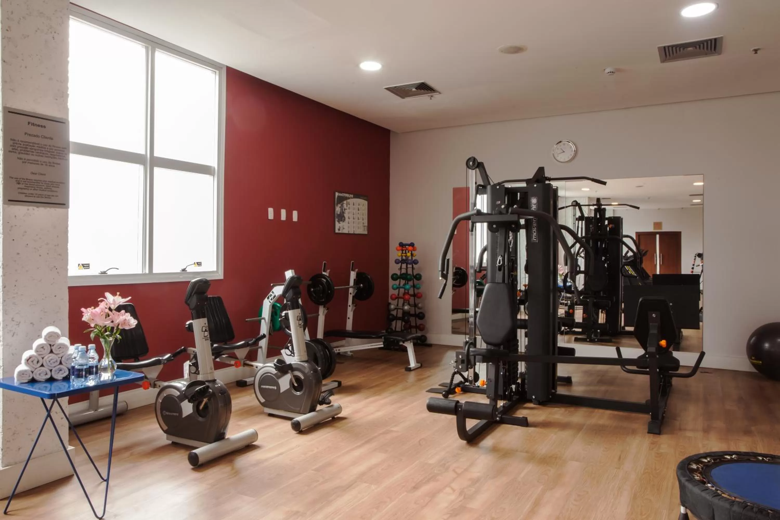 Fitness centre/facilities in Comfort Suites Alphaville