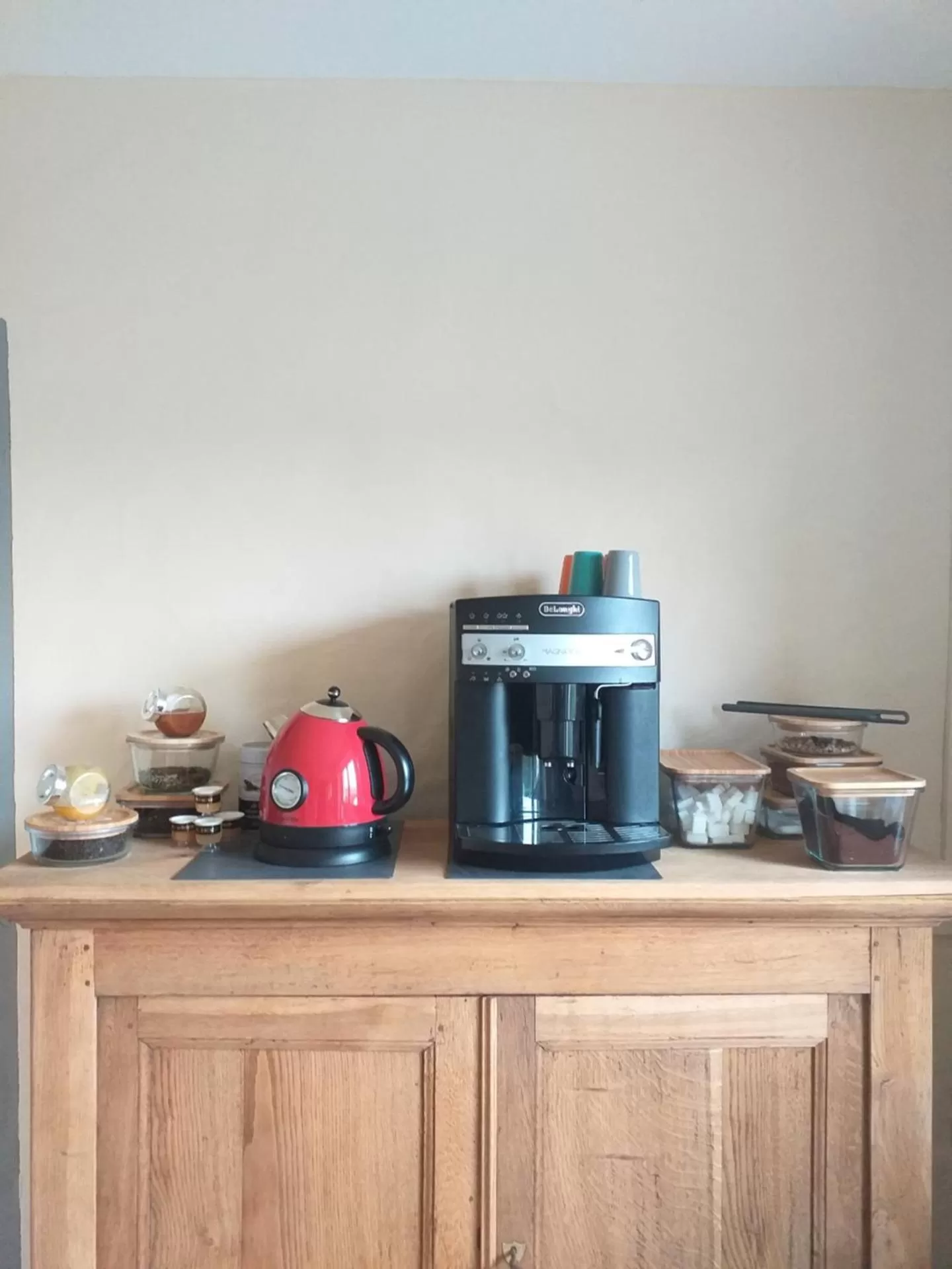 Food and drinks in La BerryCurienne proche du Zoo de Beauval Saint-Aignan avec SDB, WC ET SPA PRIVATIF pour chaque chambre