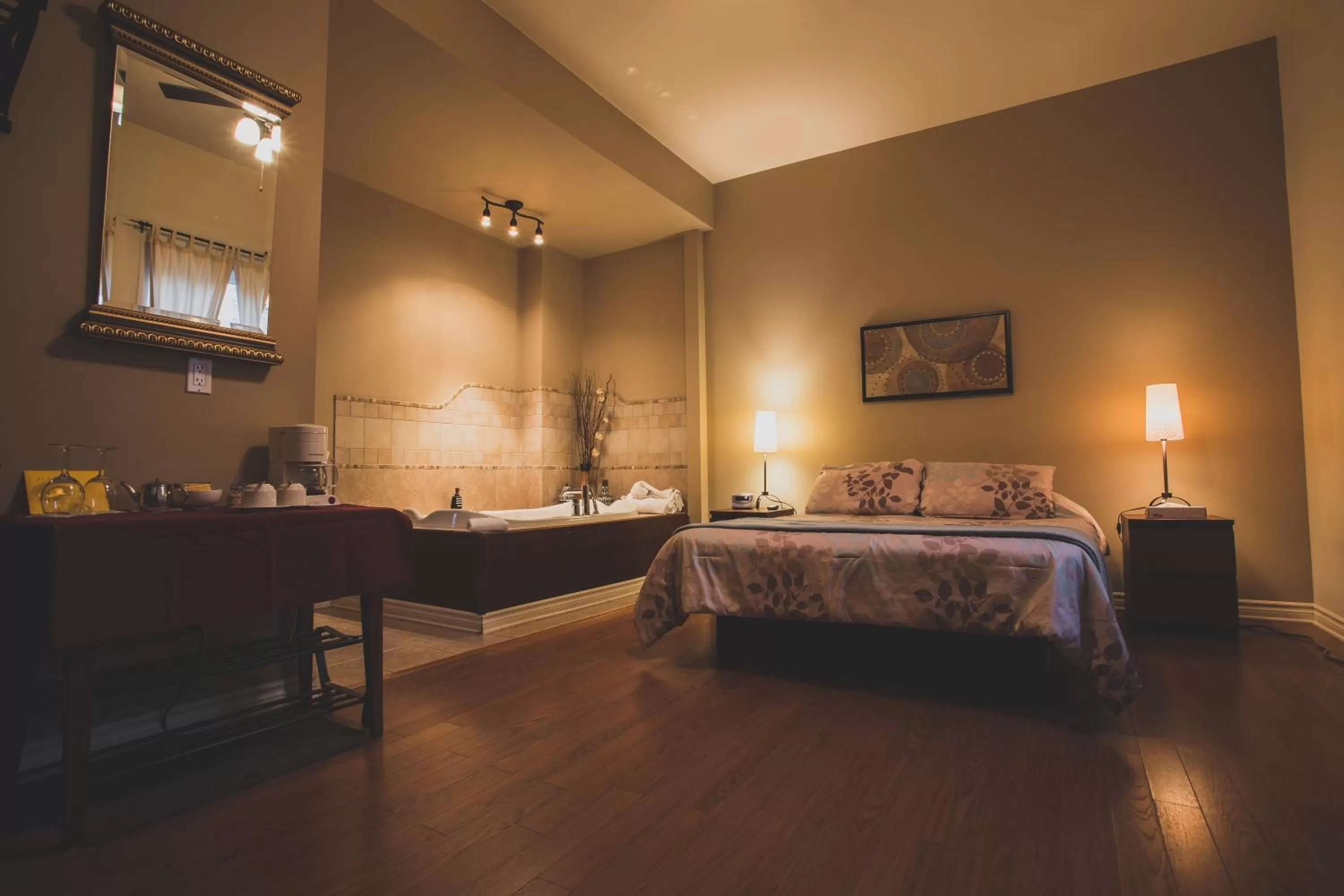 Bed in Auberge Micro-Brasserie Le Baril Roulant