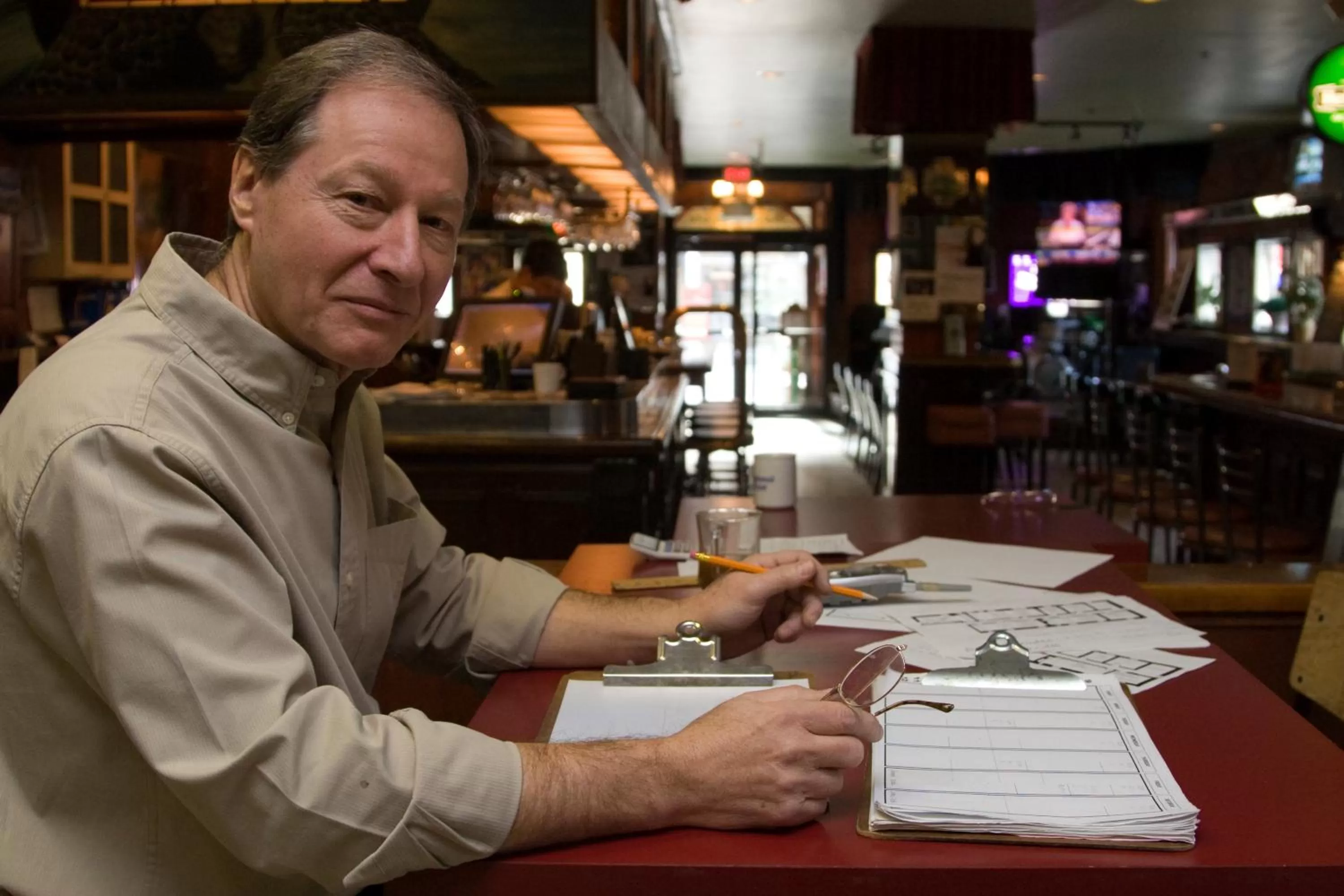 People in The Rex Hotel Jazz & Blues Bar