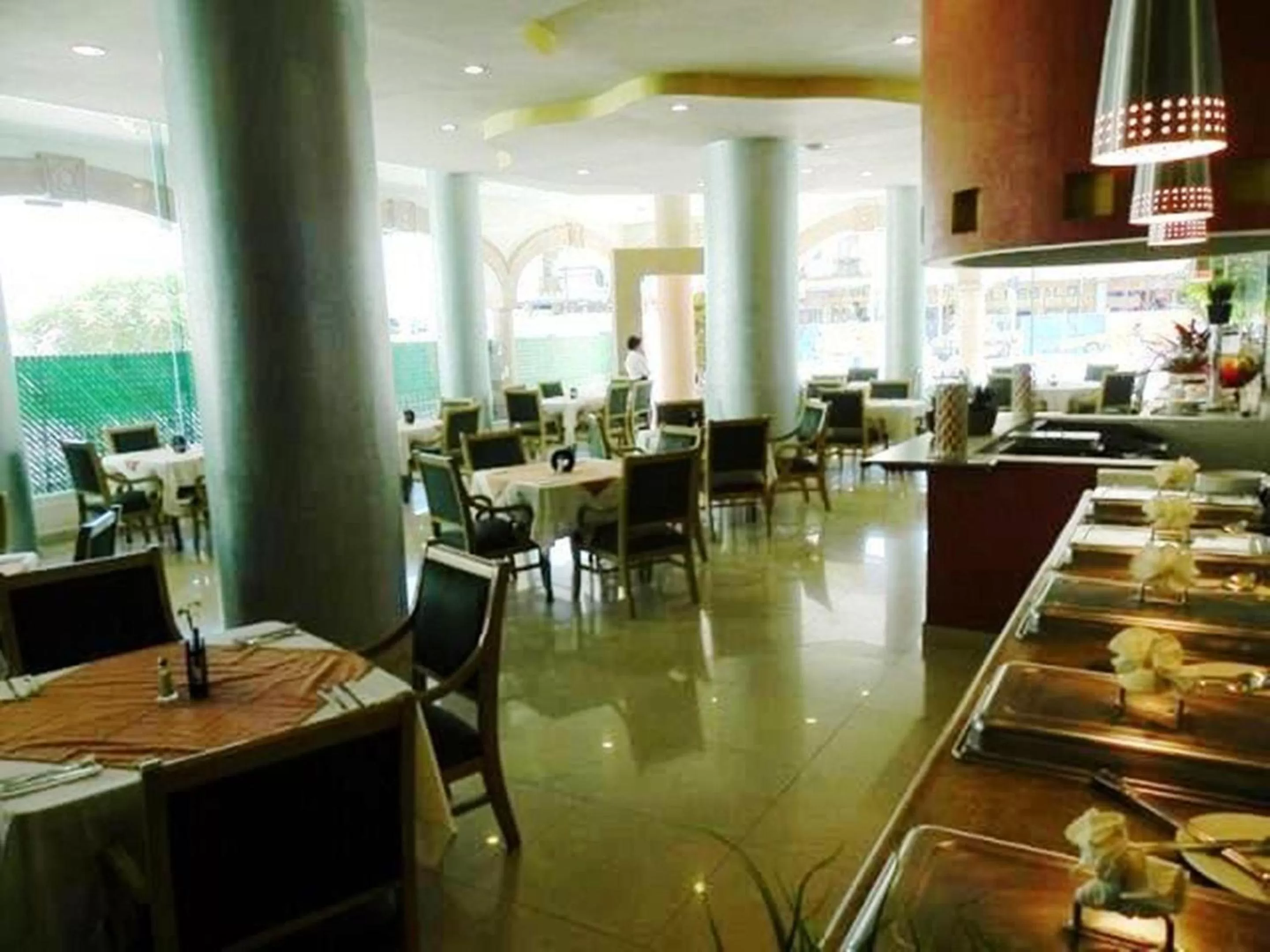 Food and drinks in Hotel San Francisco Irapuato Business Class