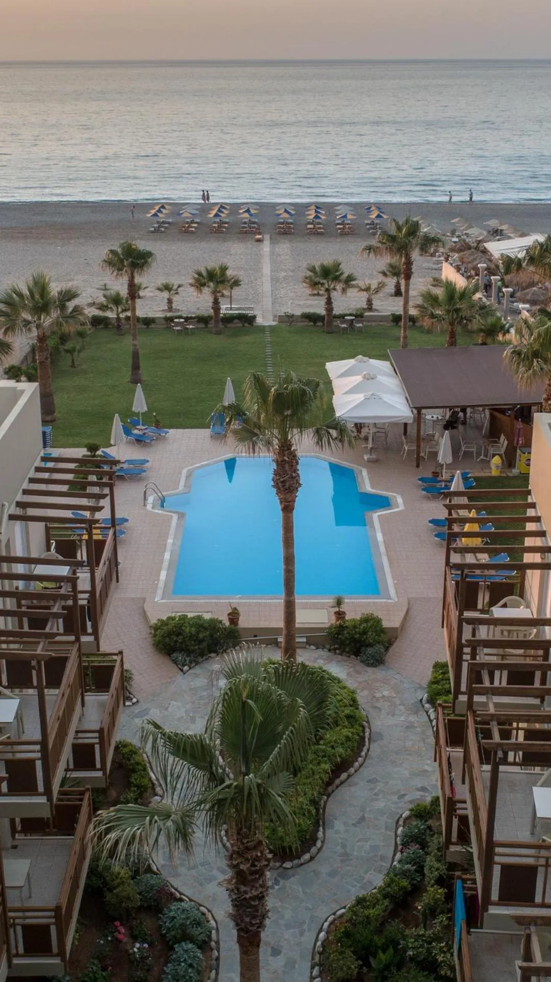 Swimming pool in Ilian Beach & Apartments