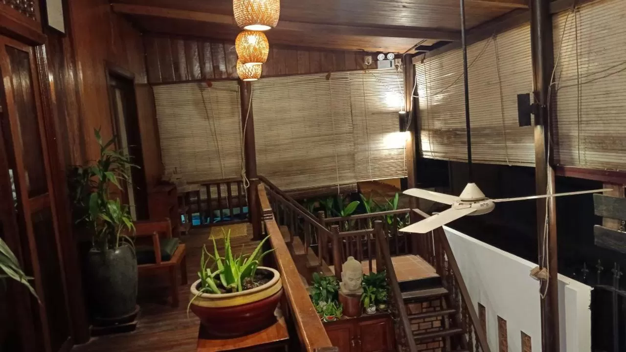 Seating area in Maison Model d'Angkor