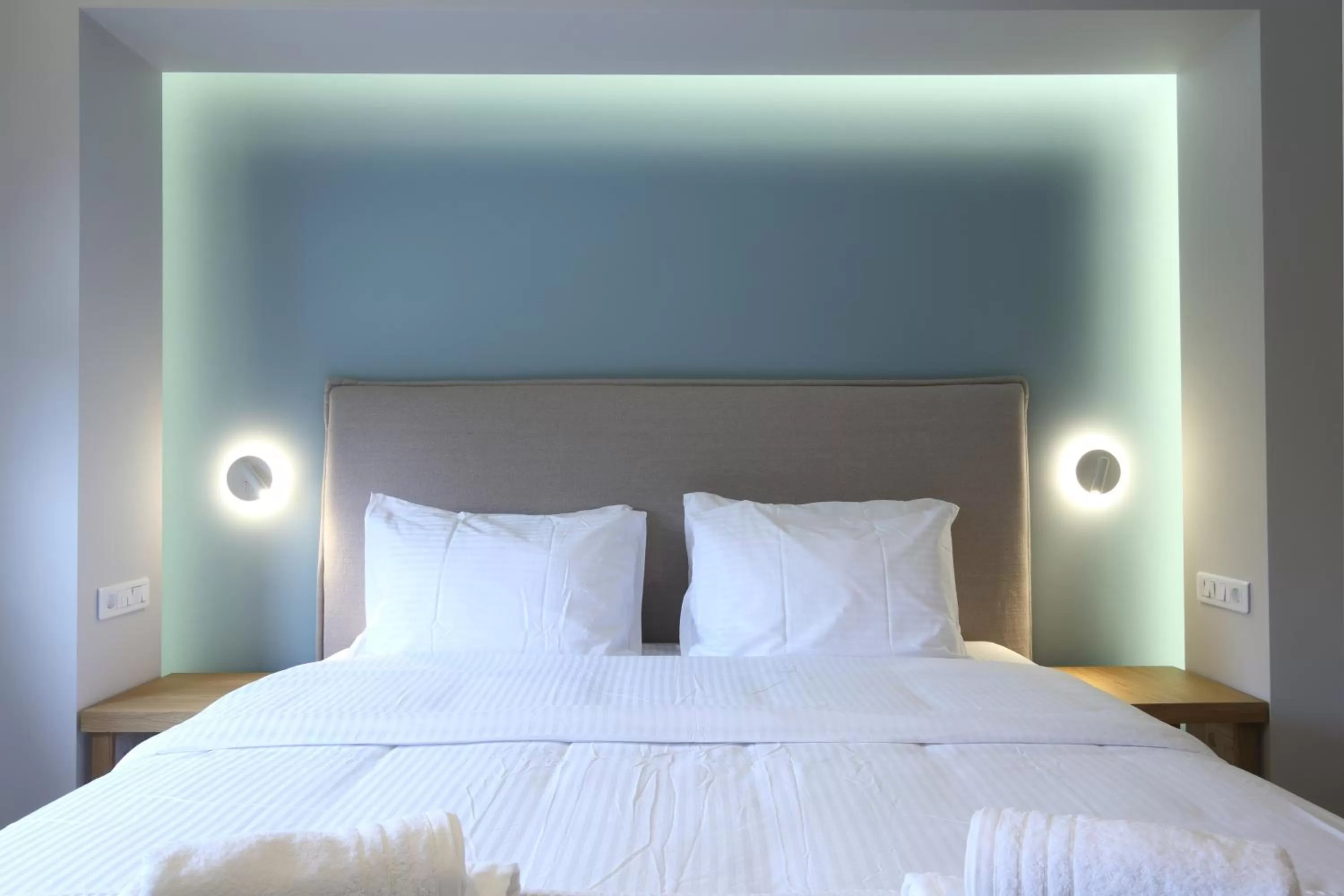 Bedroom, Bed in Carabella Residence