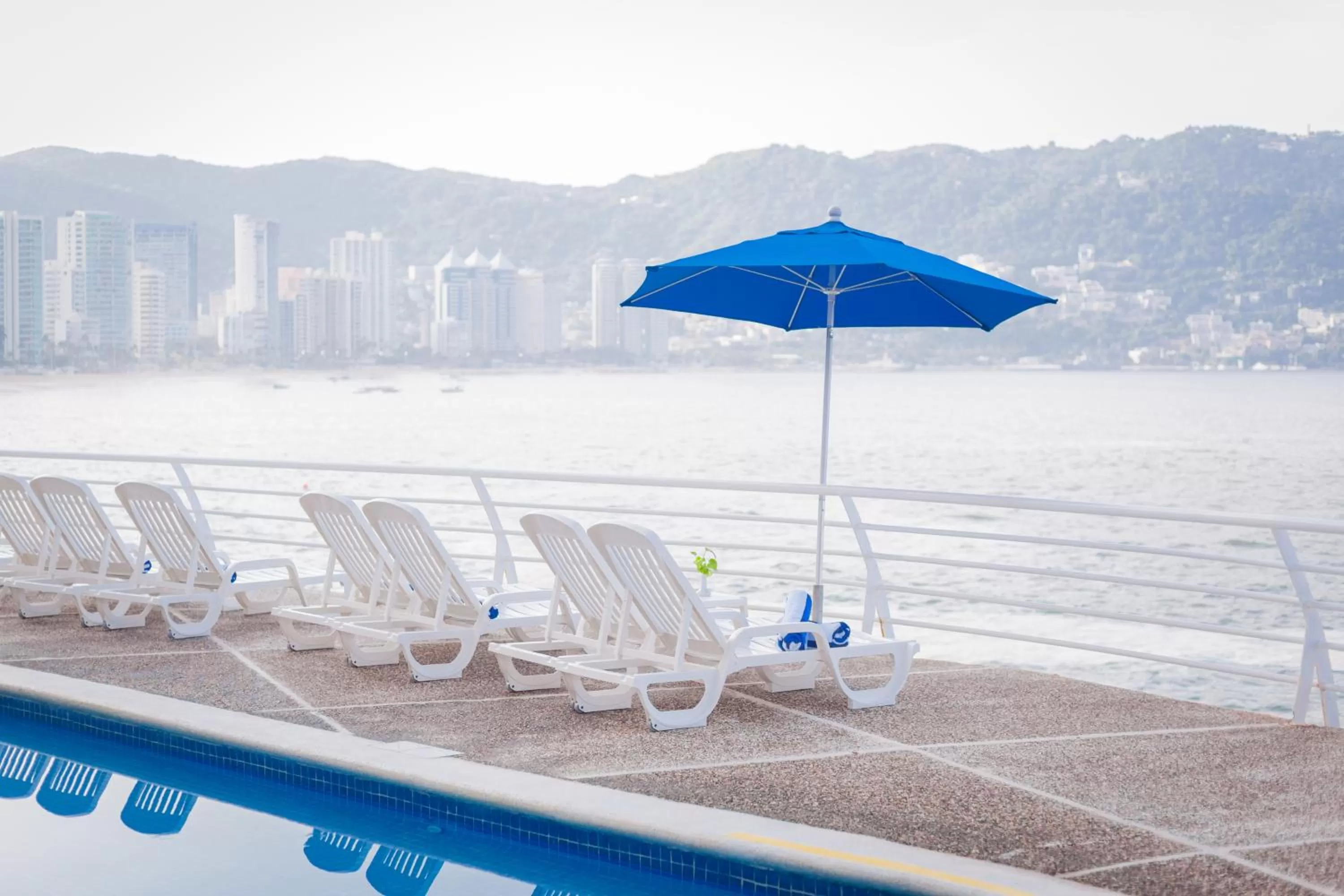 Holiday Inn Resort Acapulco, an IHG Hotel