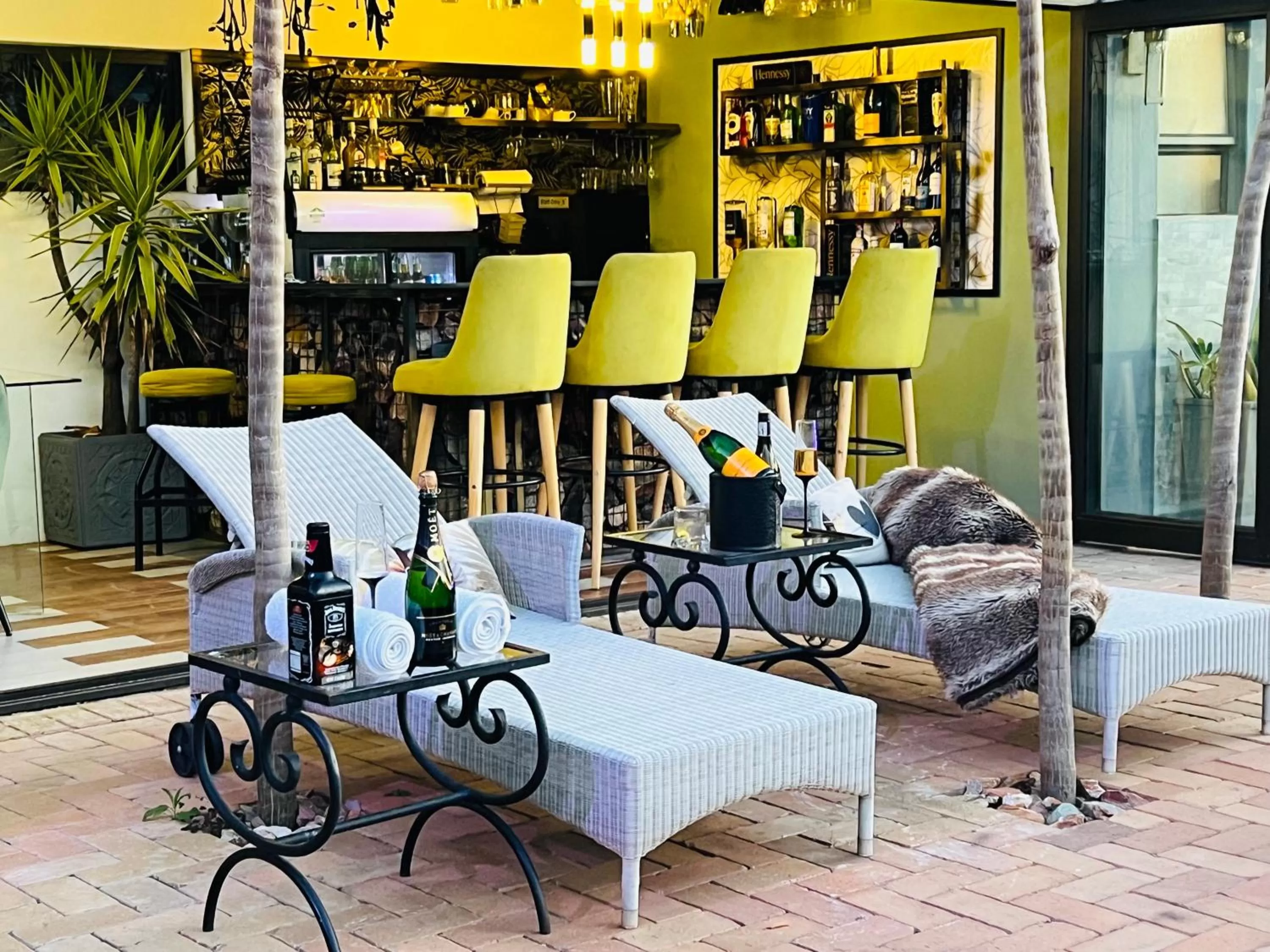 24 On Basil Inventive suites