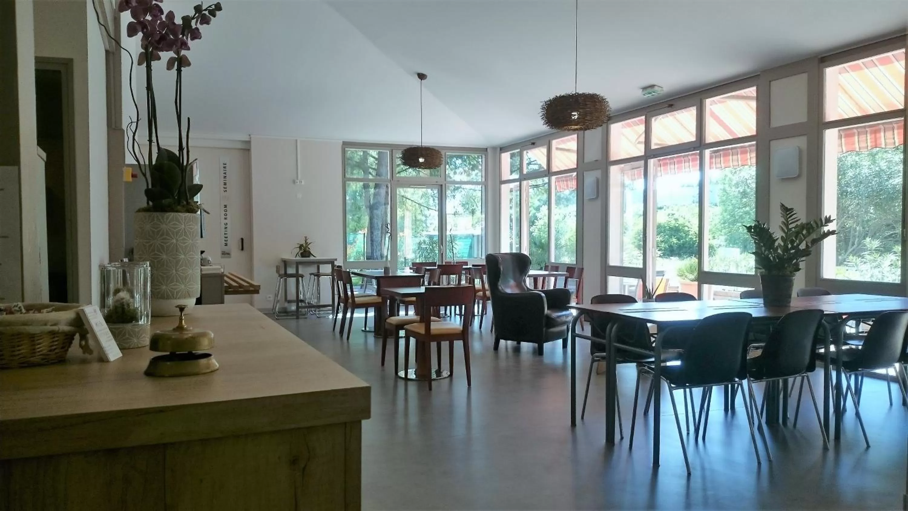 Restaurant/places to eat in HALT HOTEL - Choisissez l'Hôtellerie Indépendante