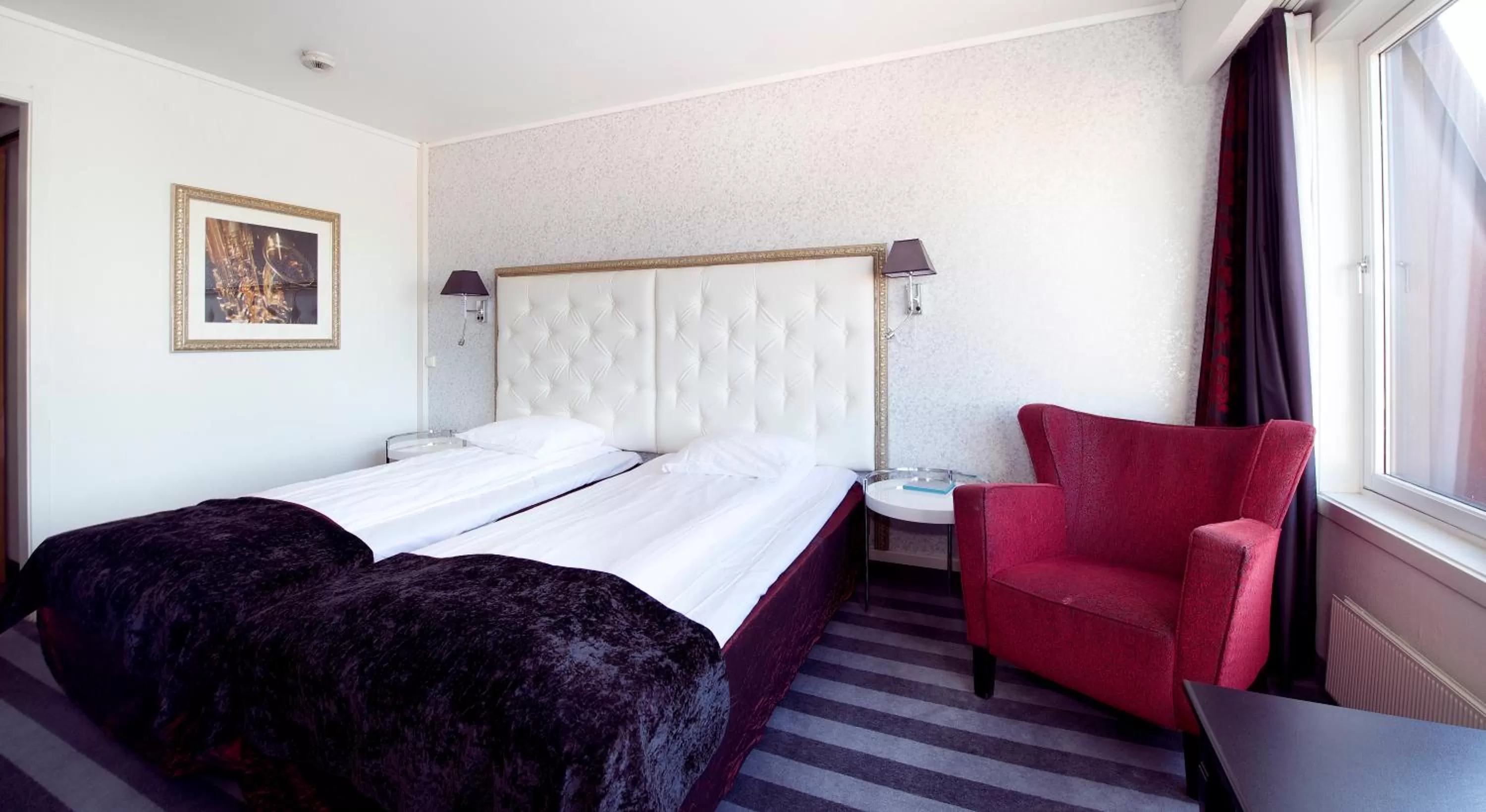 Bed in Home Hotel Grand Olav