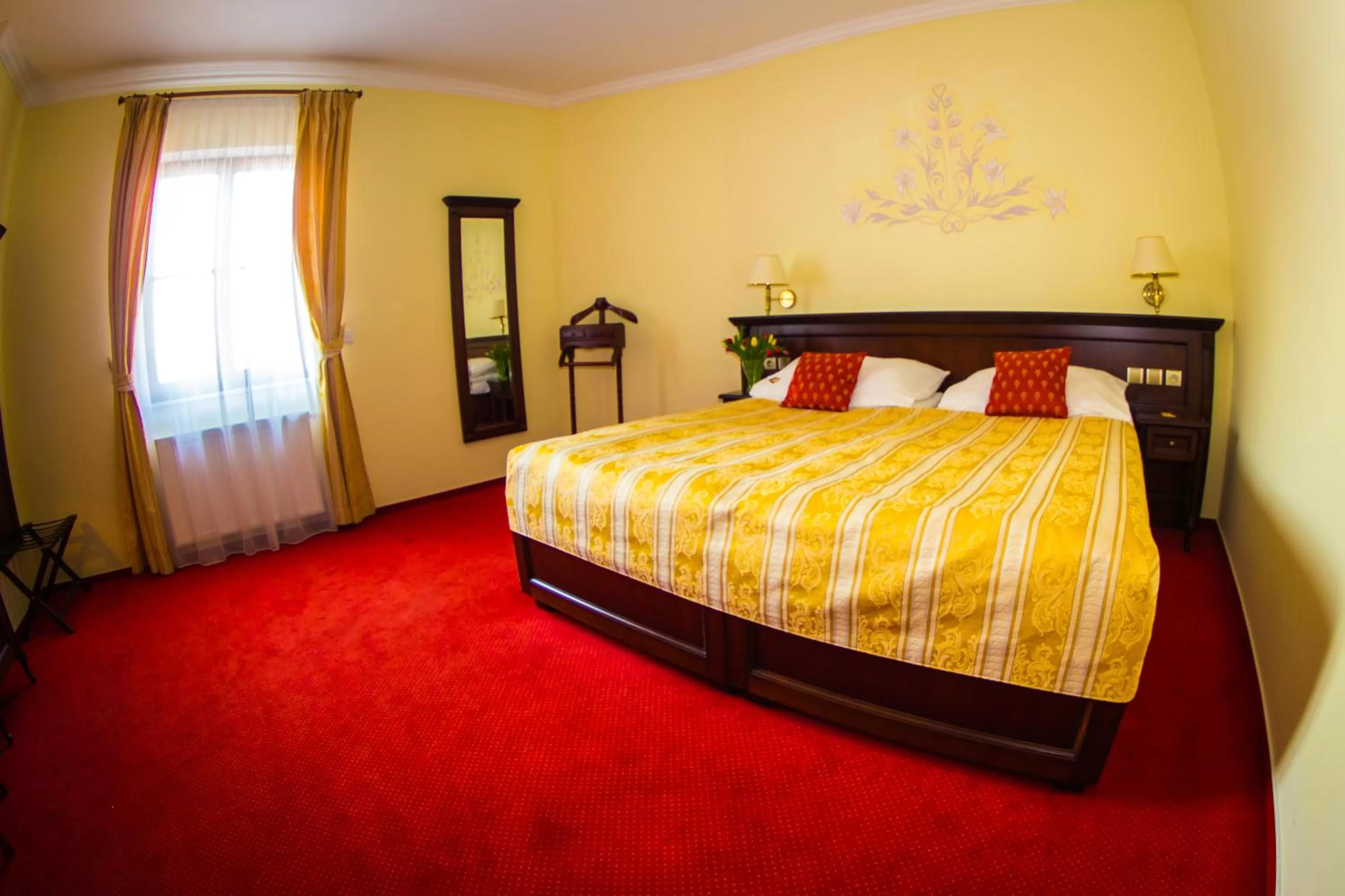 Bedroom, Bed in Hotel U Krále