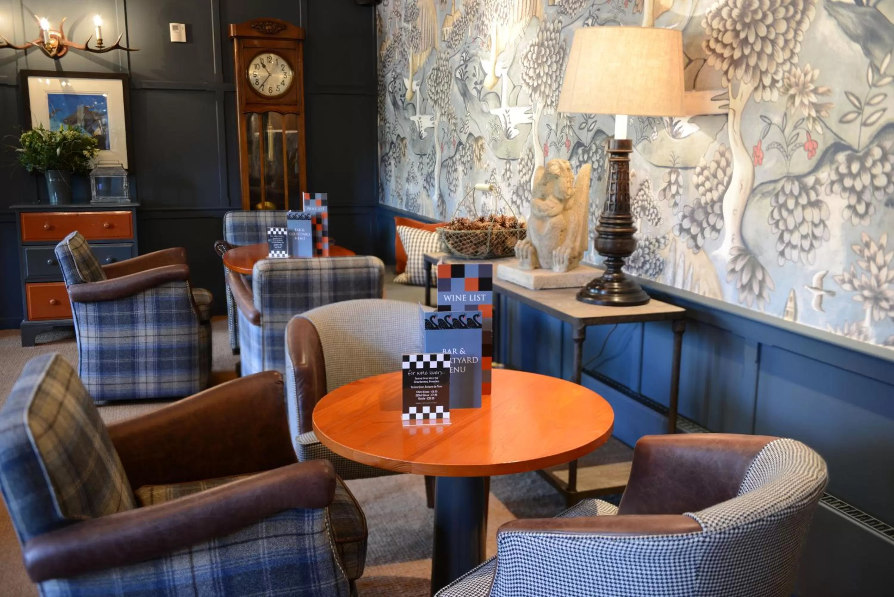 Lounge or bar in The Swan Hotel