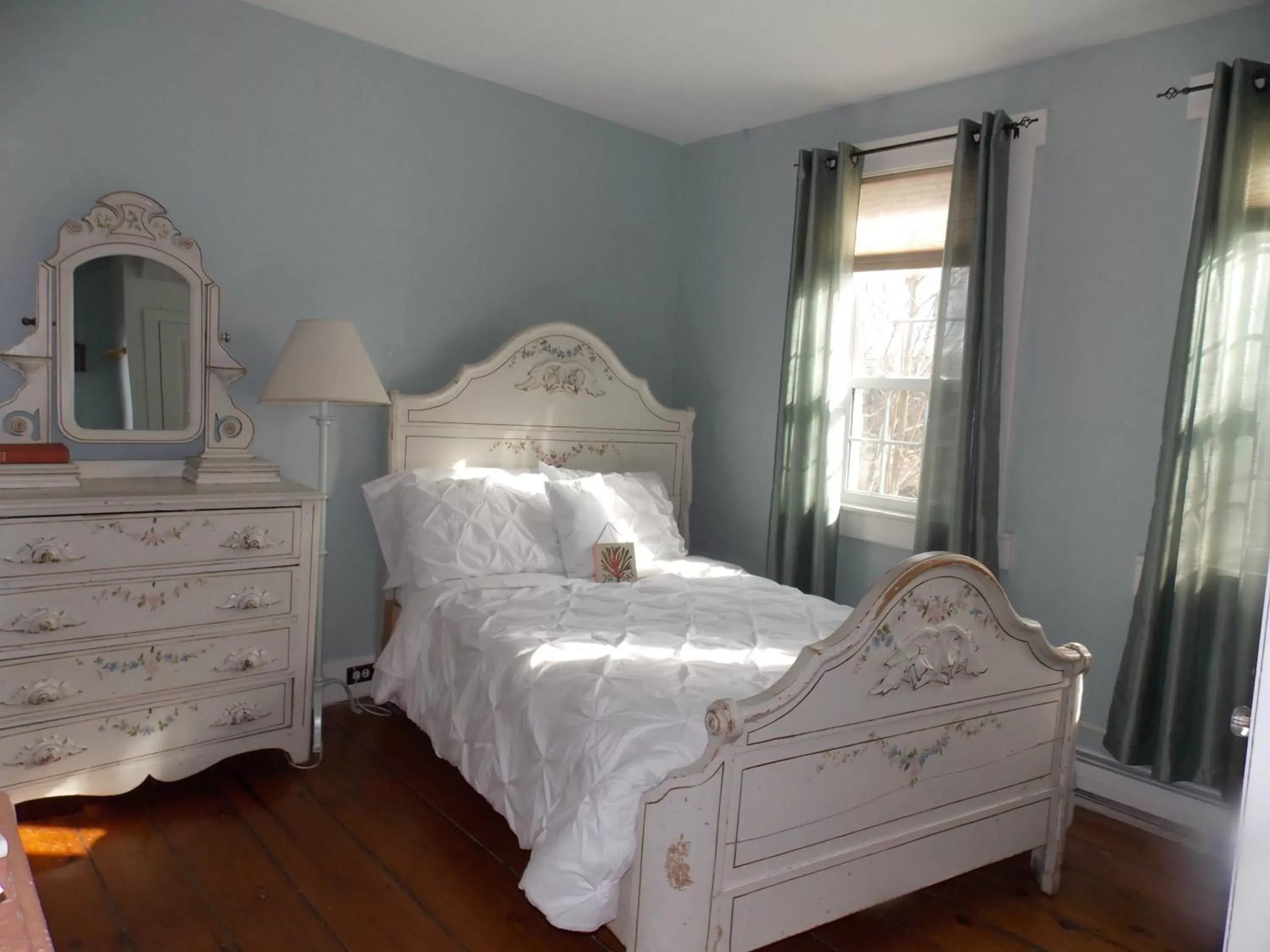 Two-Bedroom Suite in Copper Swan Two-Bedroom Suite in Copper Swan