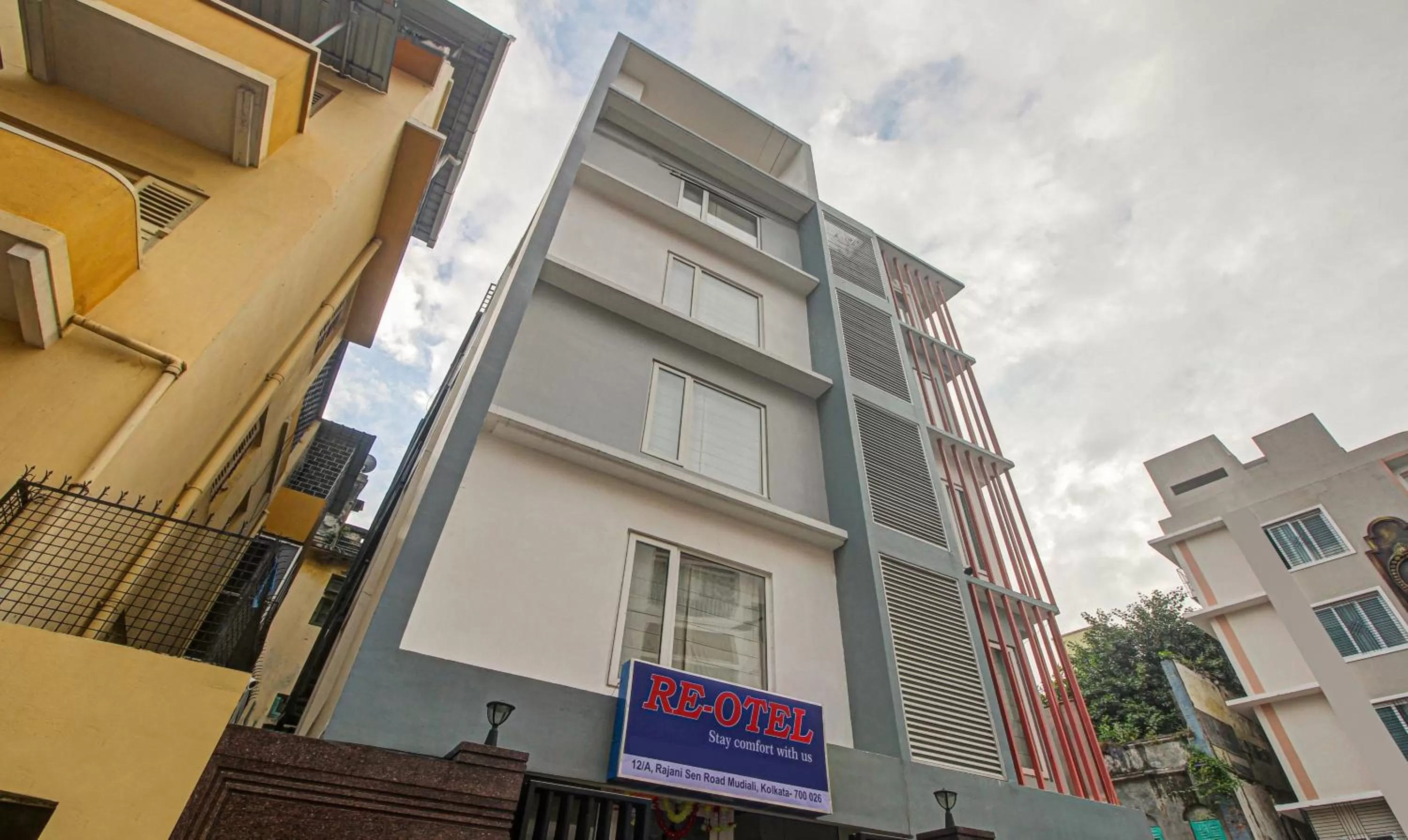 Facade/entrance in Itsy Hotels Reotel Near Rabindra Sarobar