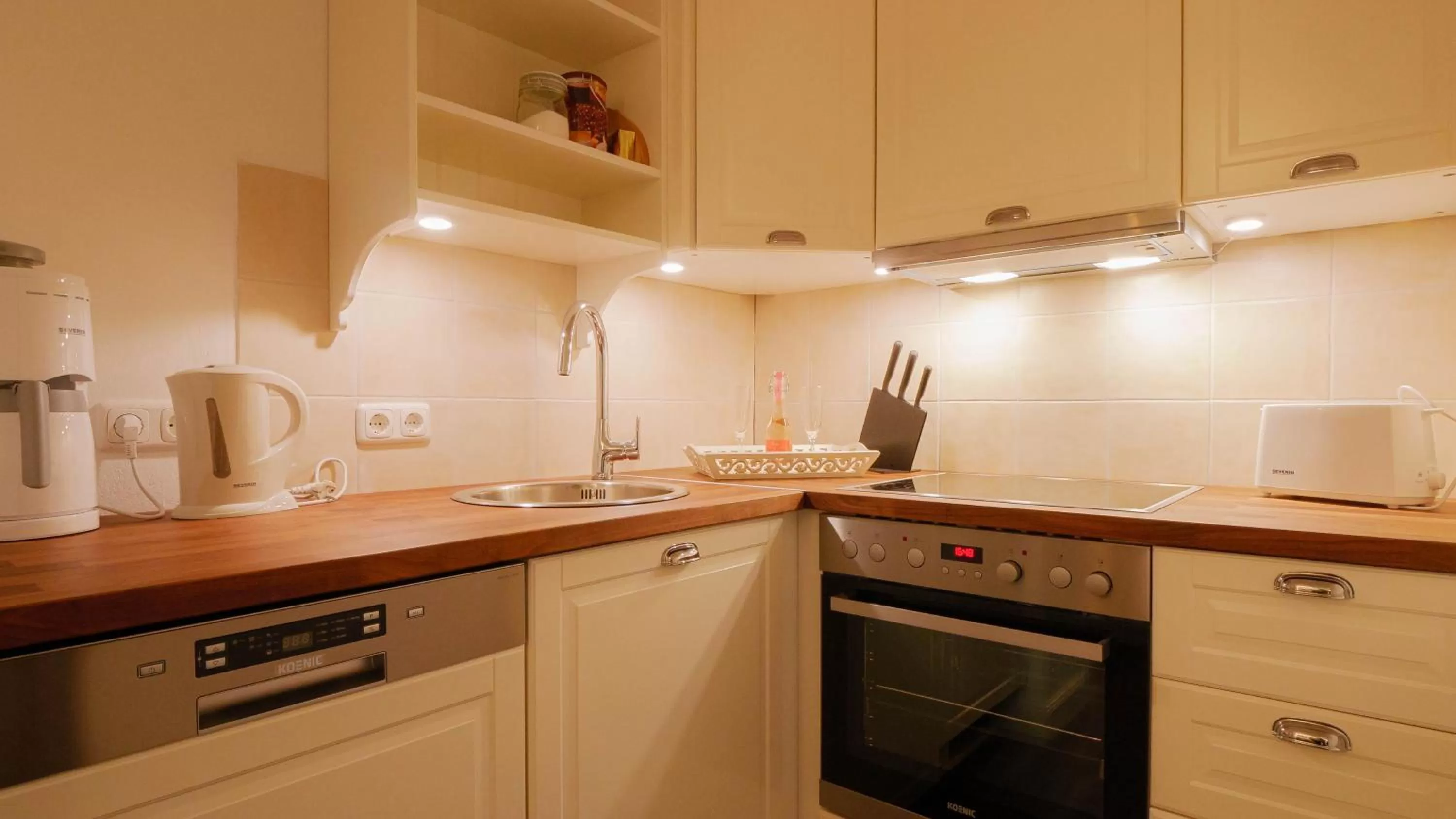 Coffee/tea facilities in Rosenhof-Lodge