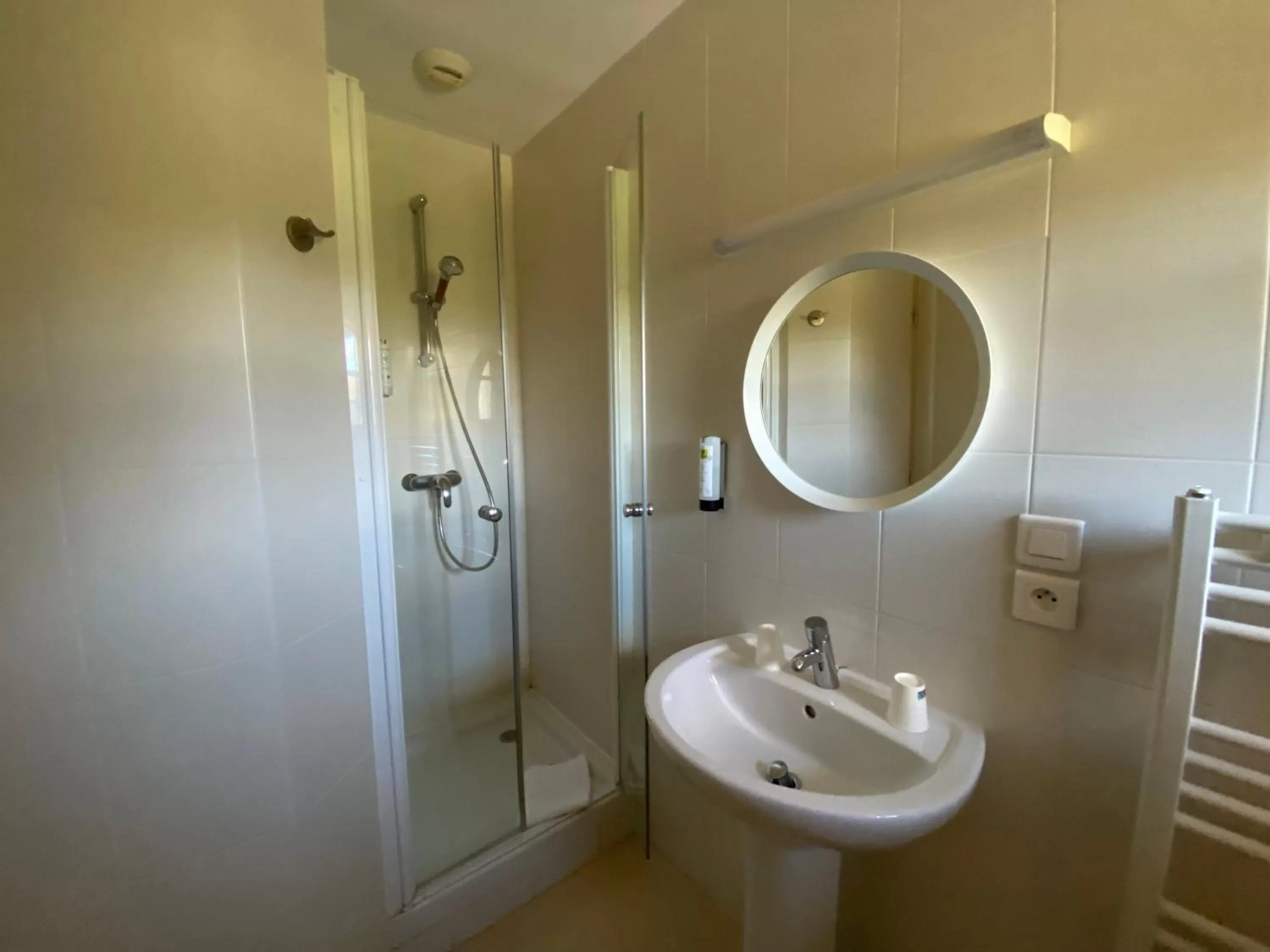 Bathroom in La Ferme Du Blanchot
