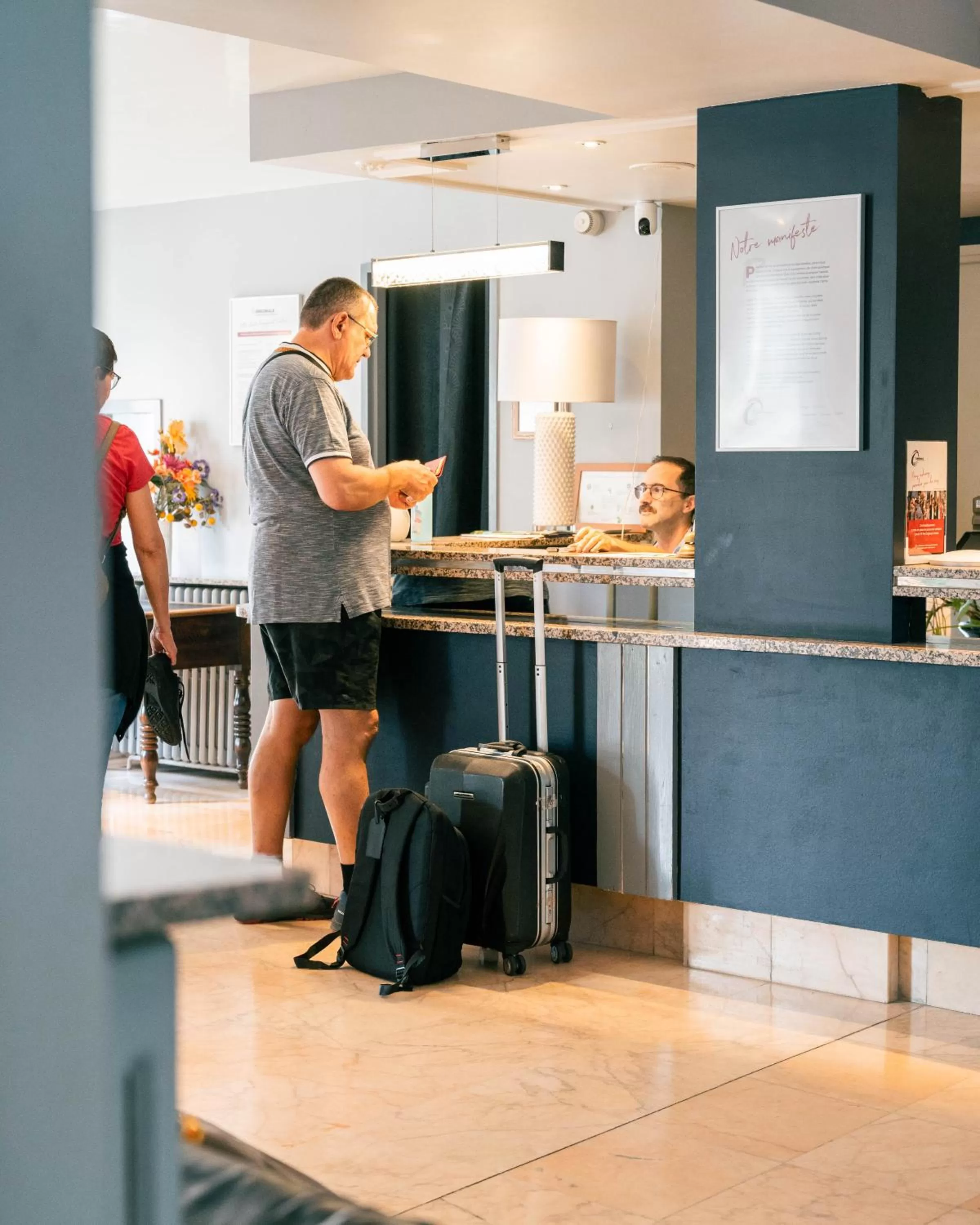 Lobby or reception in The Originals Boutique, Hôtel du Pont Roupt, Mende
