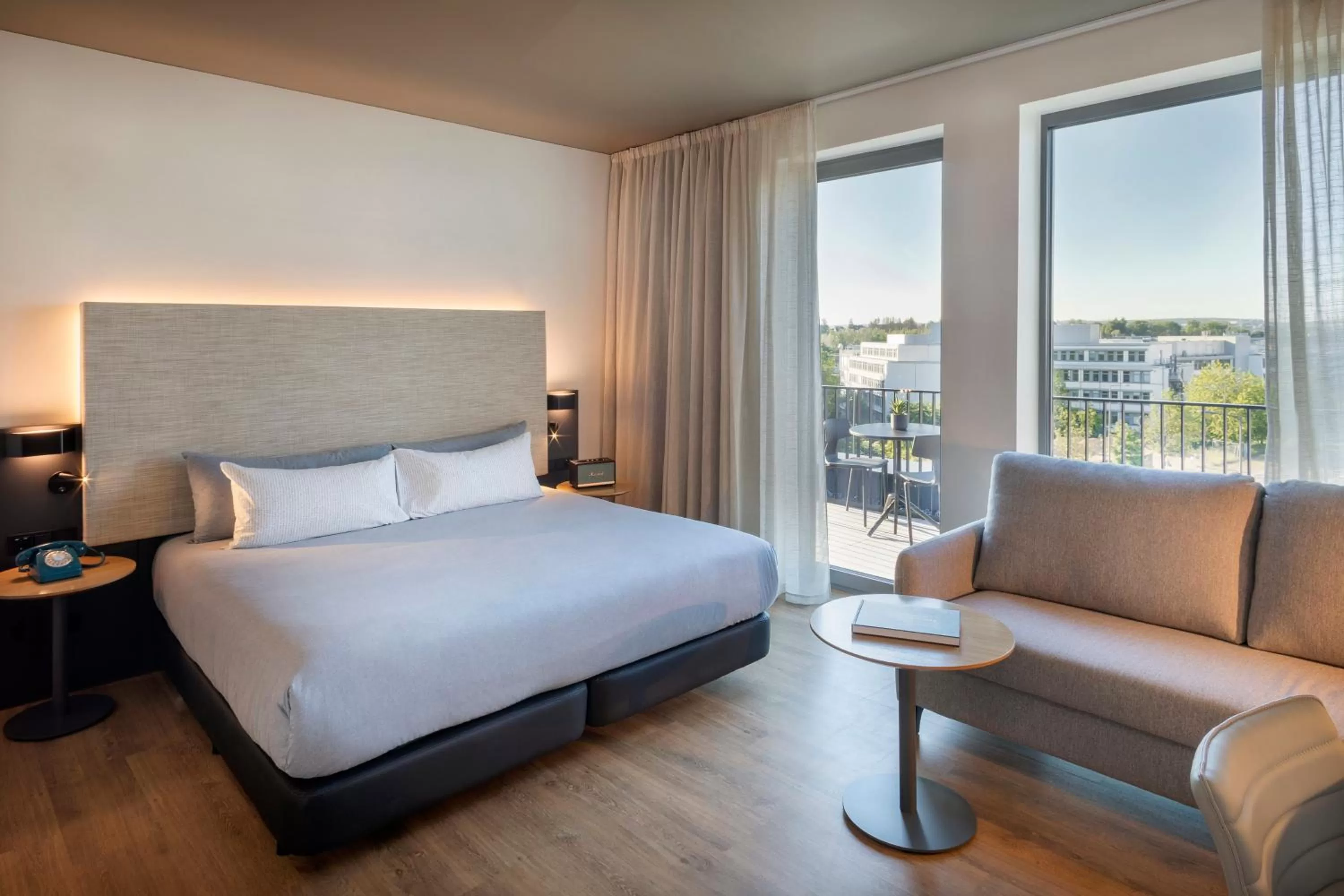 Photo of the whole room, Bed in INNSiDE by Meliá Luxembourg