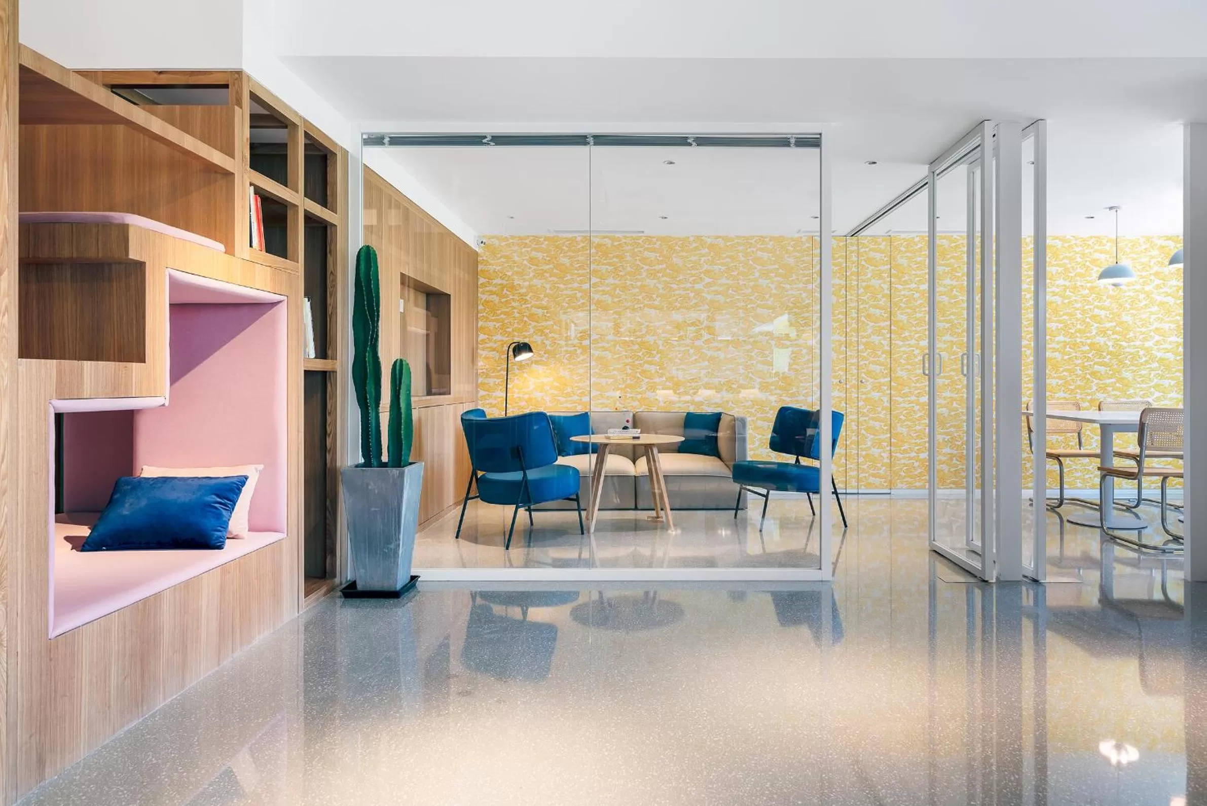 Meeting/conference room in Stey Beijing 798 Art Zone Hotel