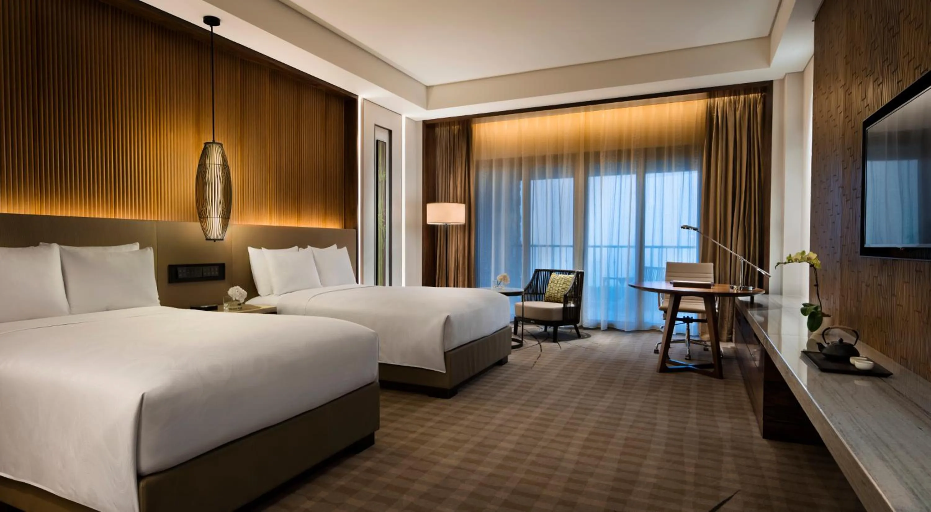 Photo of the whole room, Bed in JW Marriott Hotel Zhejiang Anji