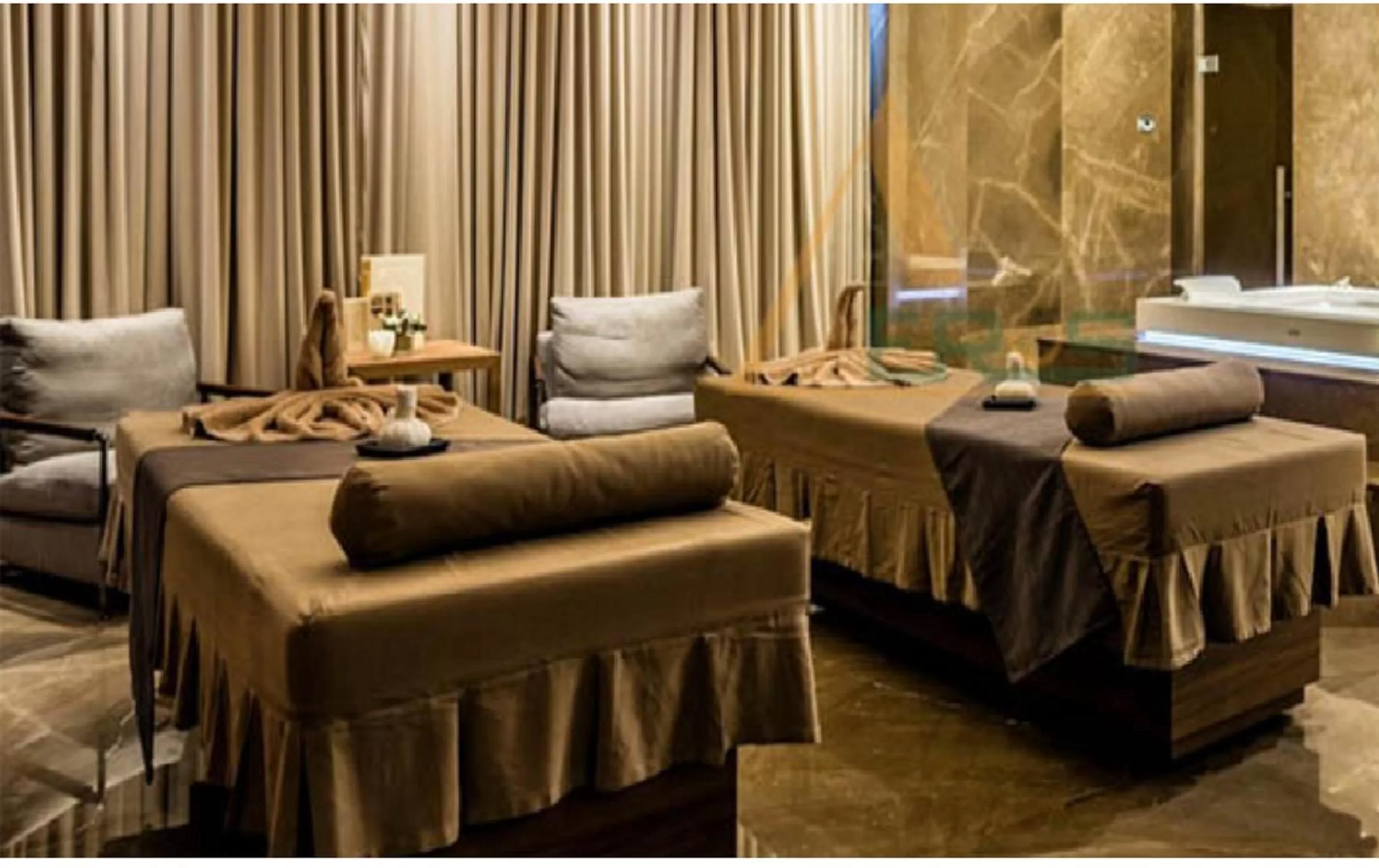 Massage, Bed in Hanoi L'Heritage Hotel & Gym - Spa